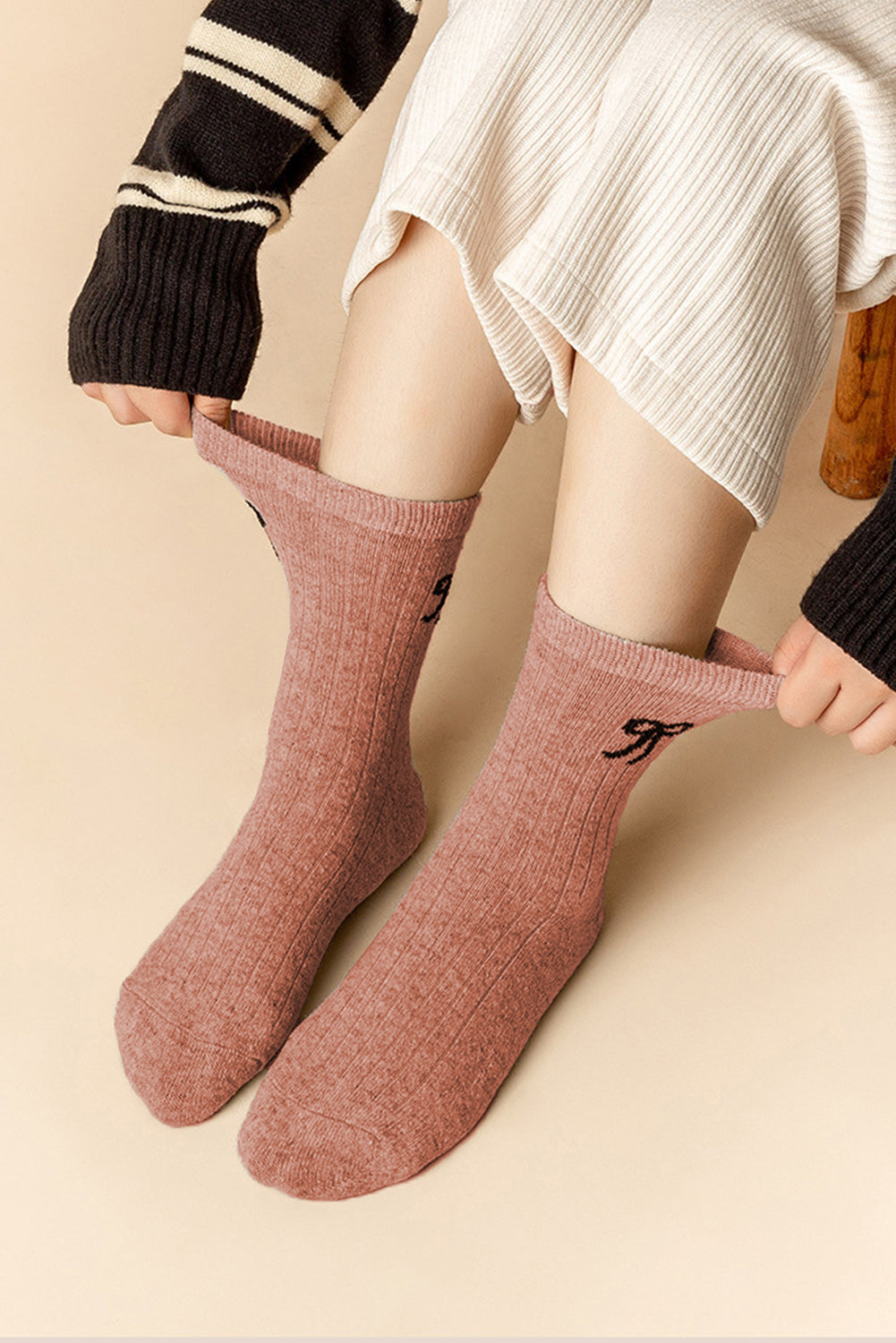 Bowknot Detail Rib-Knit Winter Stockings
