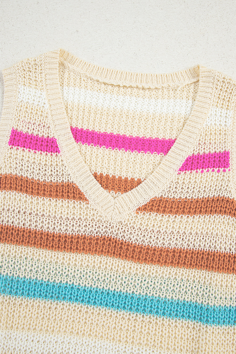 V-Neck Textured Knit Knit Top Vest