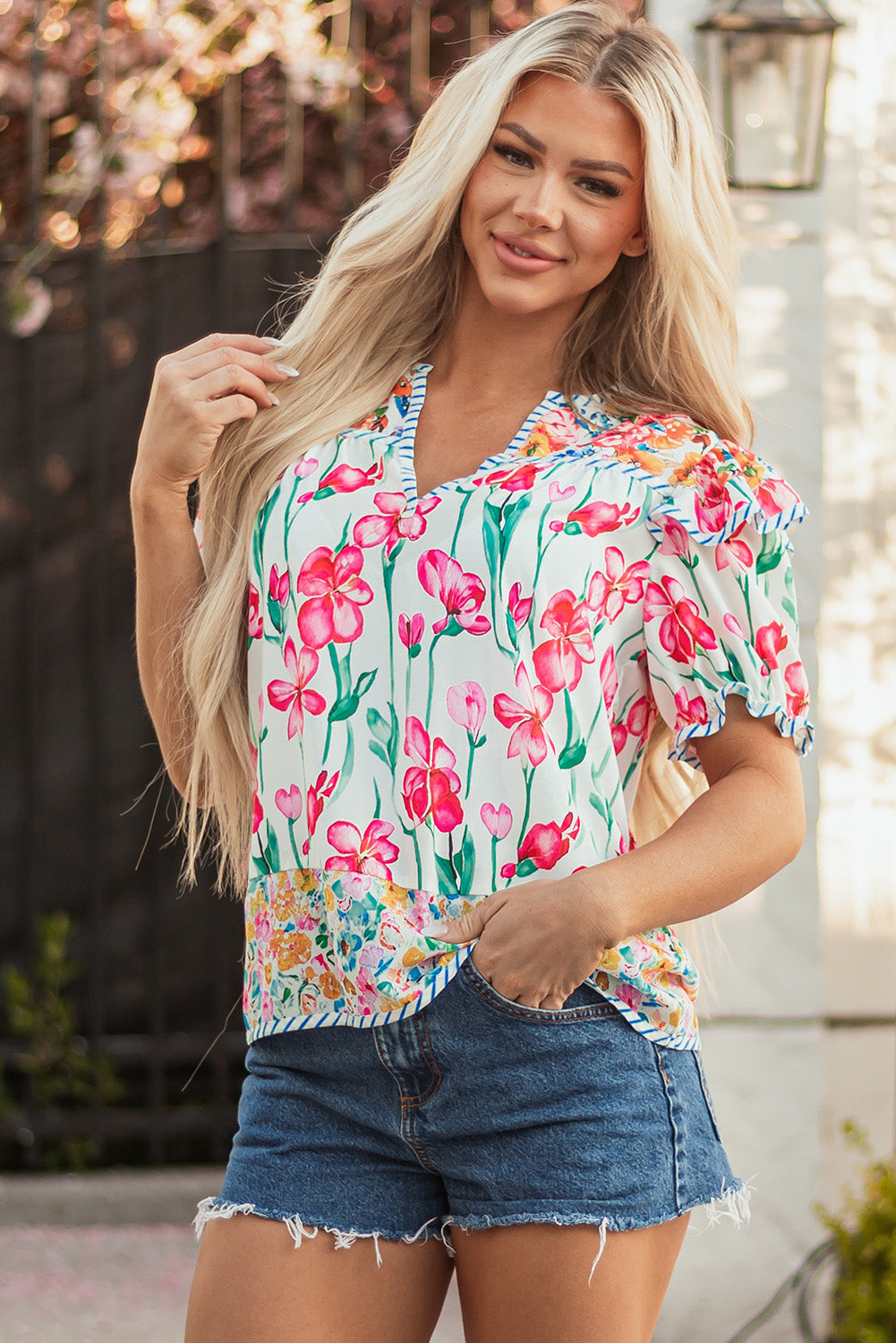 Striped Detail Floral-Print Detail Split Neck Short-Sleeved Blouse