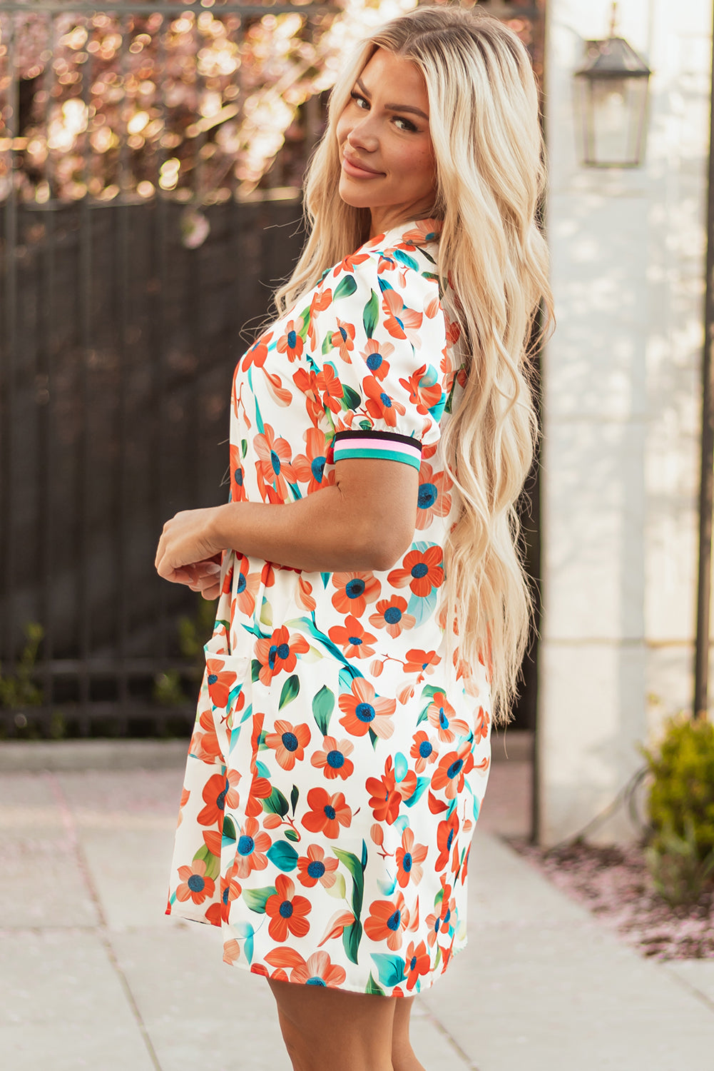 Contrast Trim Floral Split Neck Puff Short Sleeve Tiered Mini Dress