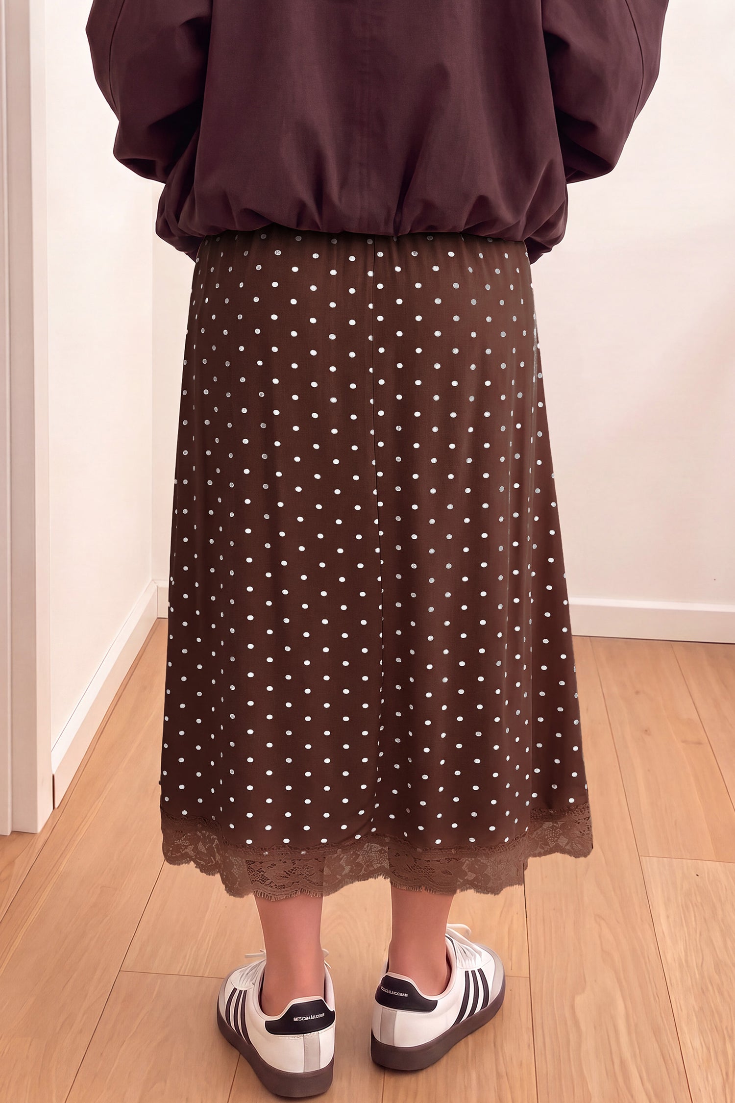 Polka-Dot Lace Hem Refined Long Shift Skirt in Brown