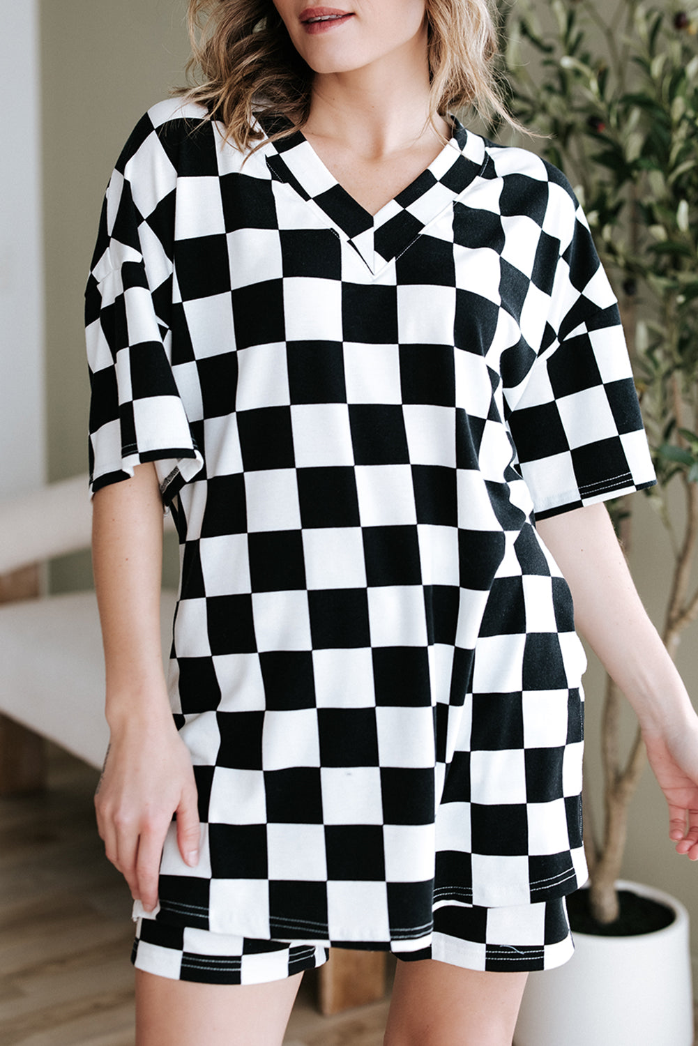 Print V-Neck Checkerboard V-Neck Loose Tee and Shorts Lounge Set