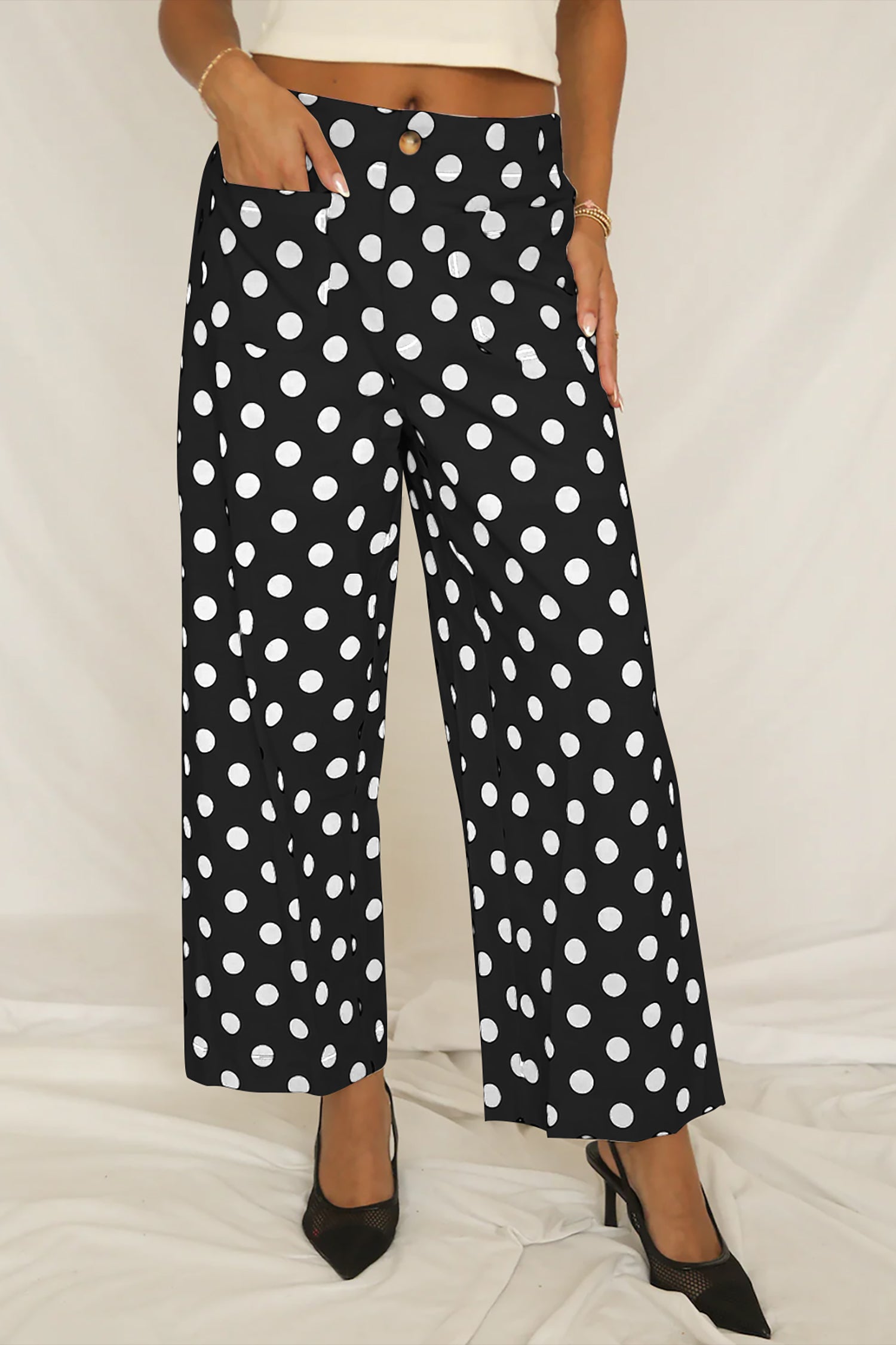 Polka-Dot Pocket Print Patched Mid-rise Straight Leg Pants in Black