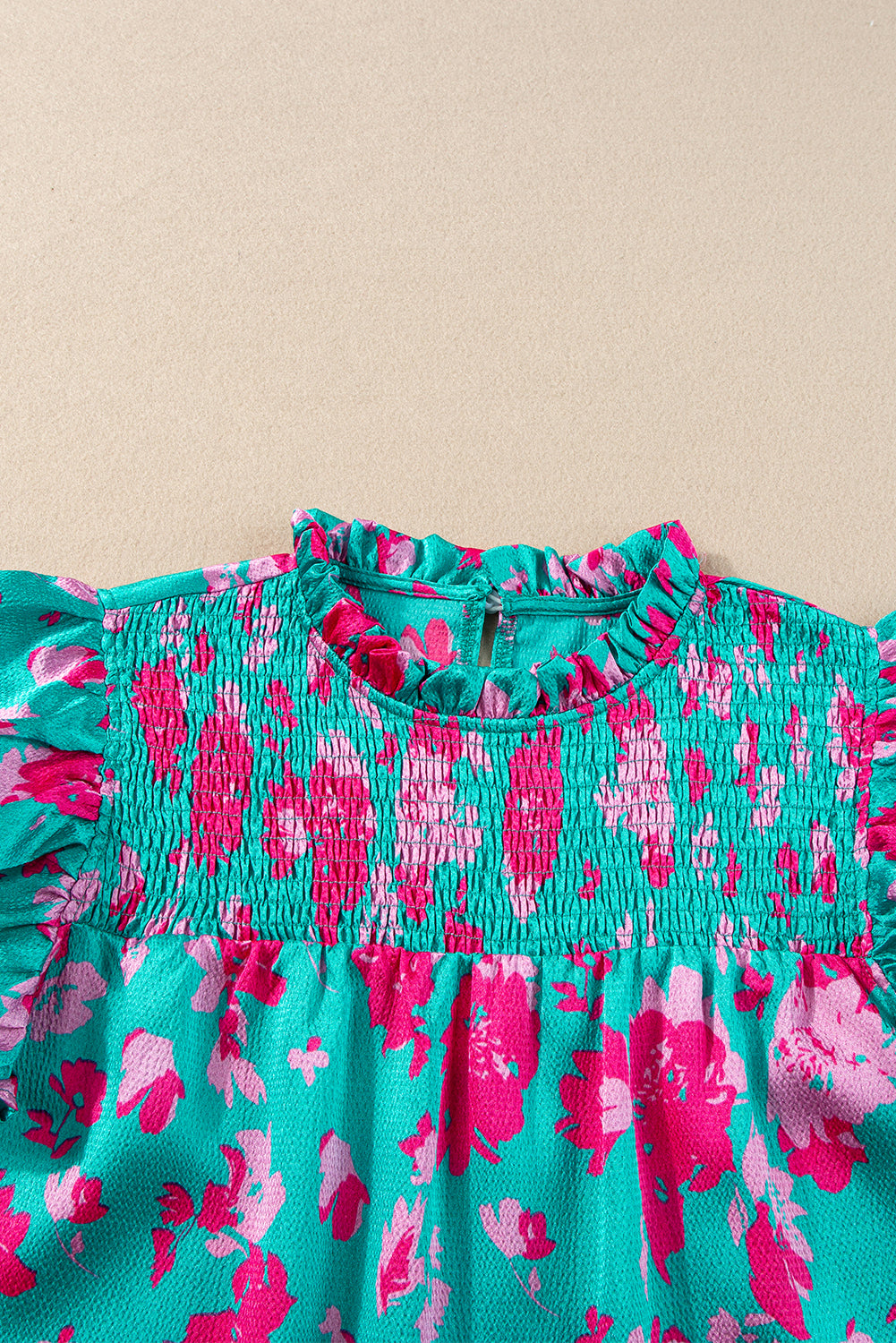 Women's Blouse Featuring Floral-Print Ruffle-Trimmed Flutter Sleeve Ruched