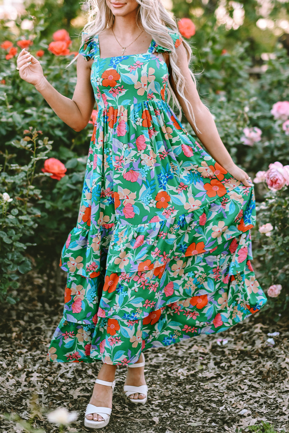 Robe longue à volants et à volants sans manches à imprimé floral vert