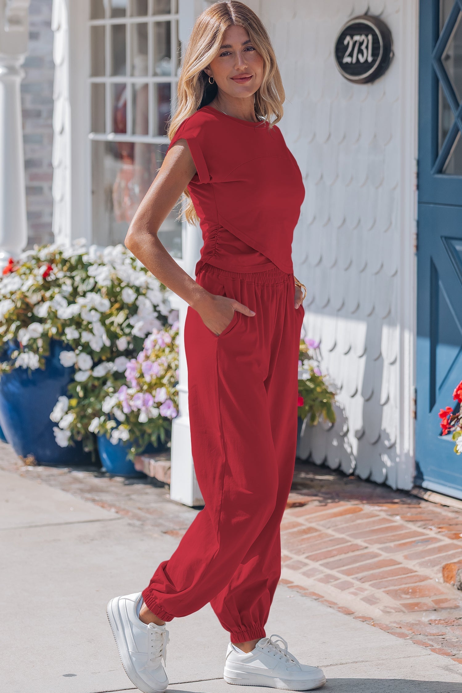 Red Solid Racing Solid Cropped Tank Top and Jogger Pants Set