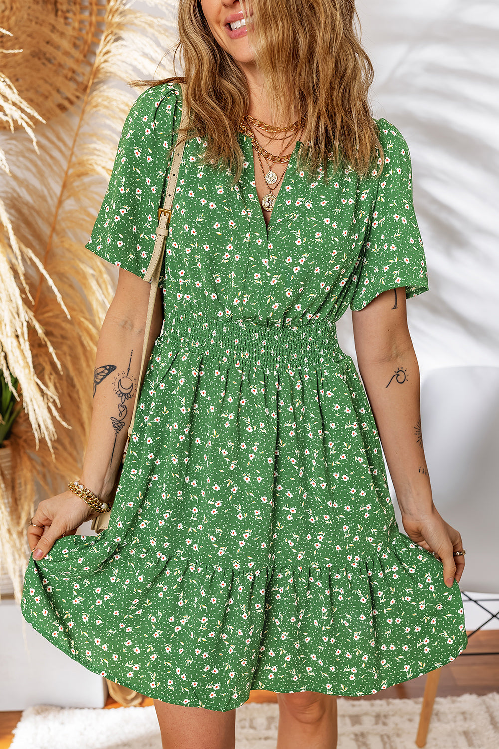 Floral-Print High Wrap V-Neck Waistband Mini Dress in Green