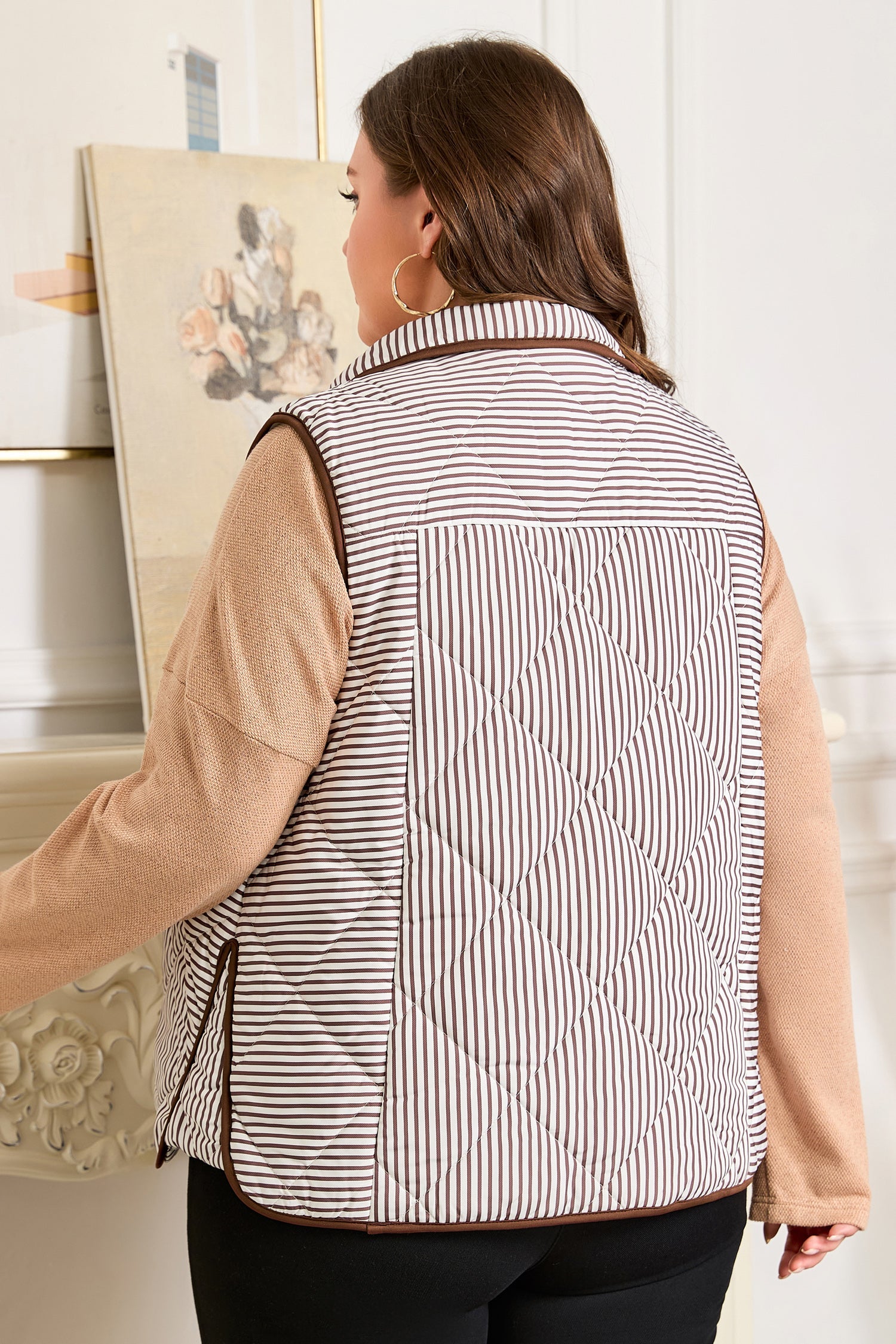 Stripe Hem Quilted Wavy Snap Button Plus Size Vest in Brown