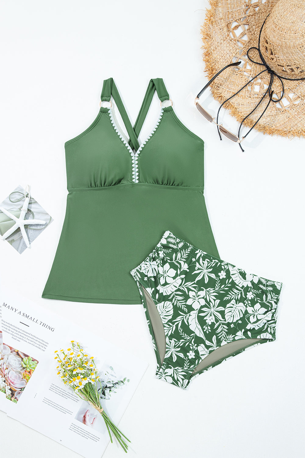 Clover Four Leaf O-ring Knot Back Straps Ricrac Trim V-Neck Tankini Contrast Printed Swim Short 2-Piece Outfit