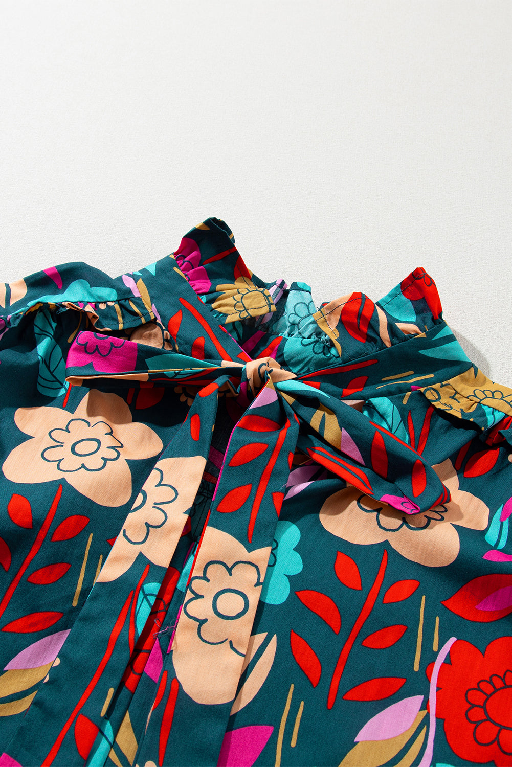 Women's Blouse Featuring Knot-Detail Split Neck Balloon Sleeve Floral-Print