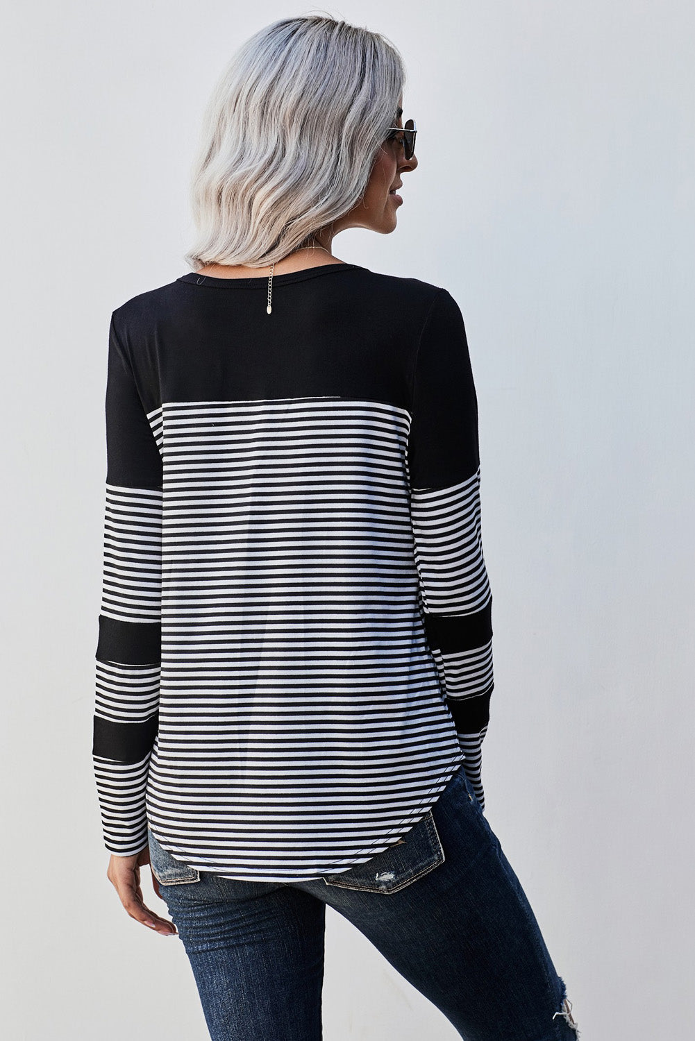 Women's Top with Patch Pocket Long-Sleeve Everyday Black Striped Pinstripe