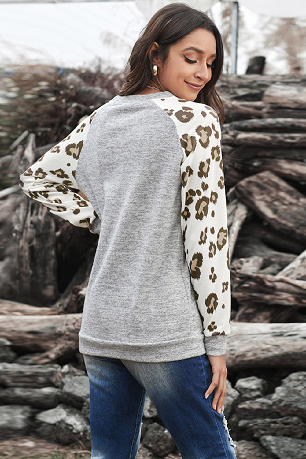 Women's Fashion Gray Round Neck Leopard-Print Long-Sleeve Top