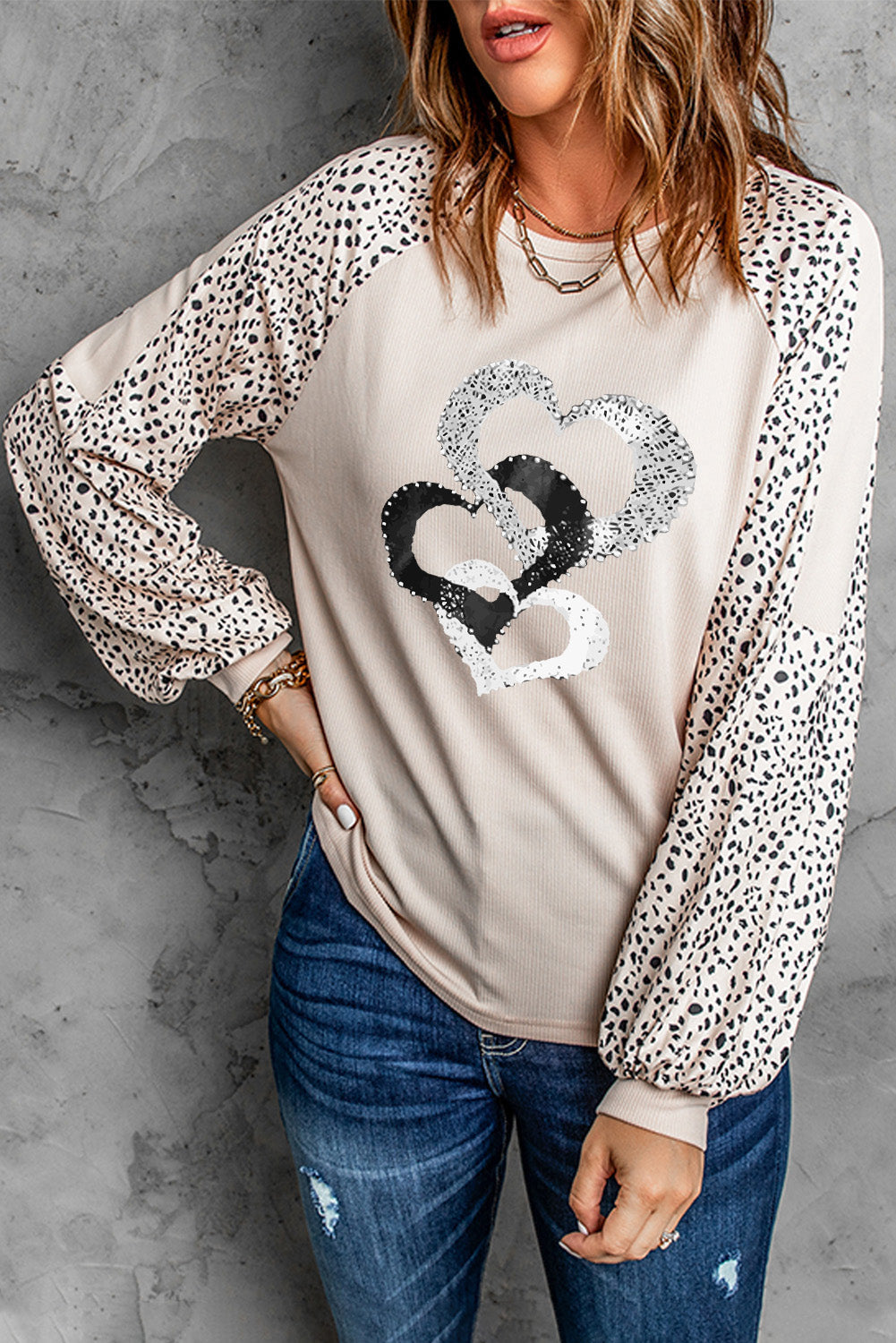 Women's Pullover with Heart Long-Sleeve Leopard-Print