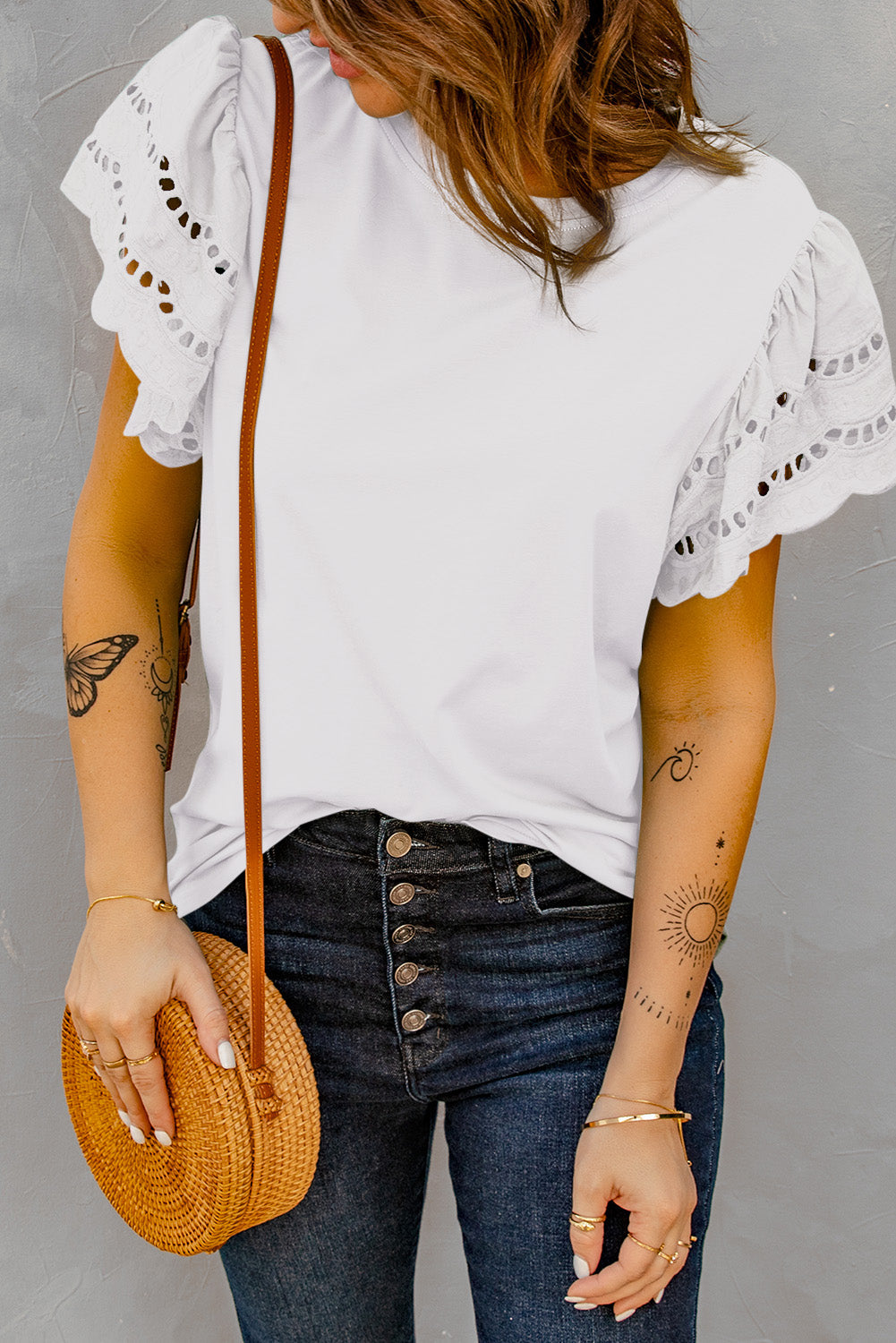 Women's T-shirt with Short-Sleeve White Ruffle-Trimmed