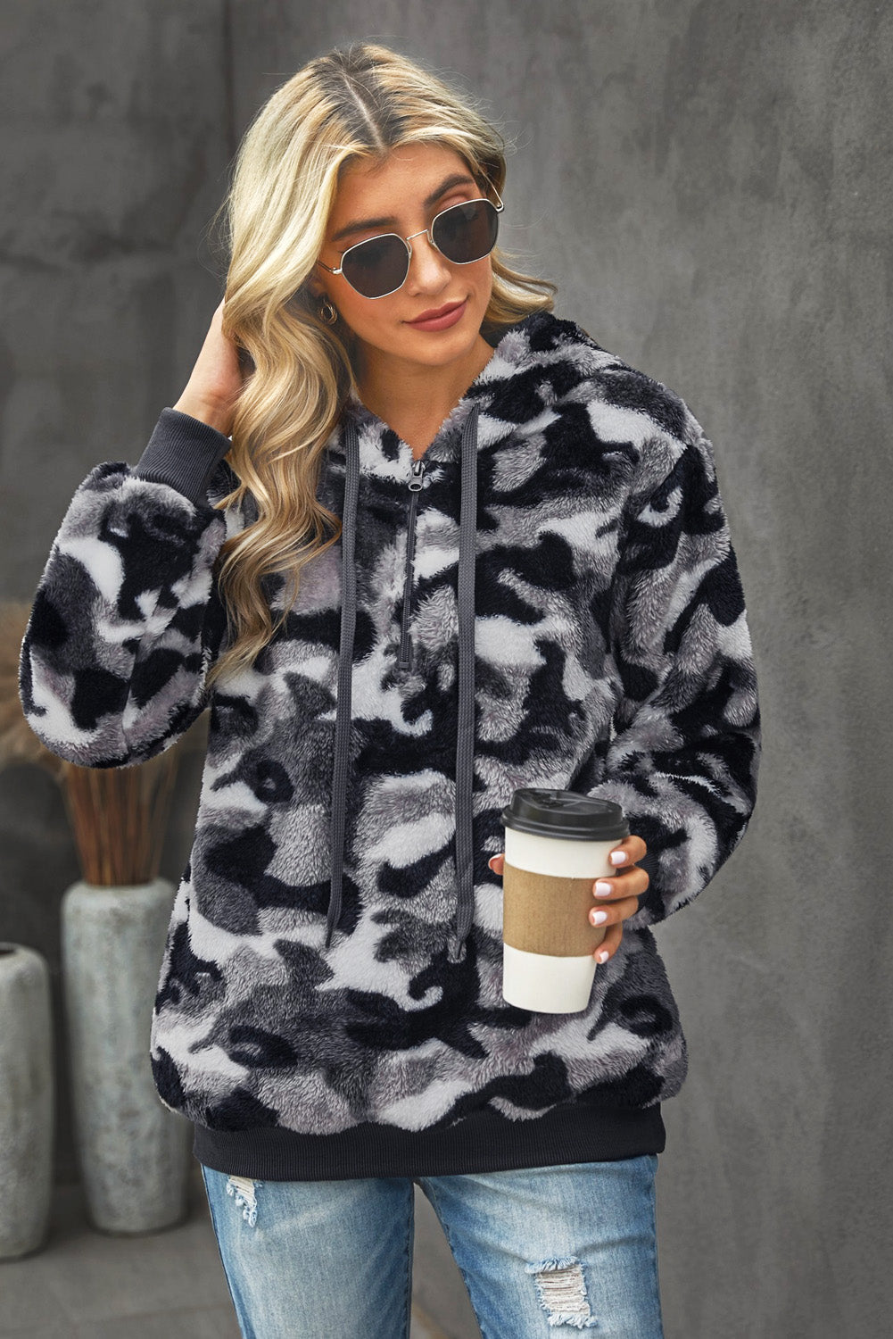 Women's Hoodie with Winter Women's Gray Camouflage-Print Warm Furry Pullover