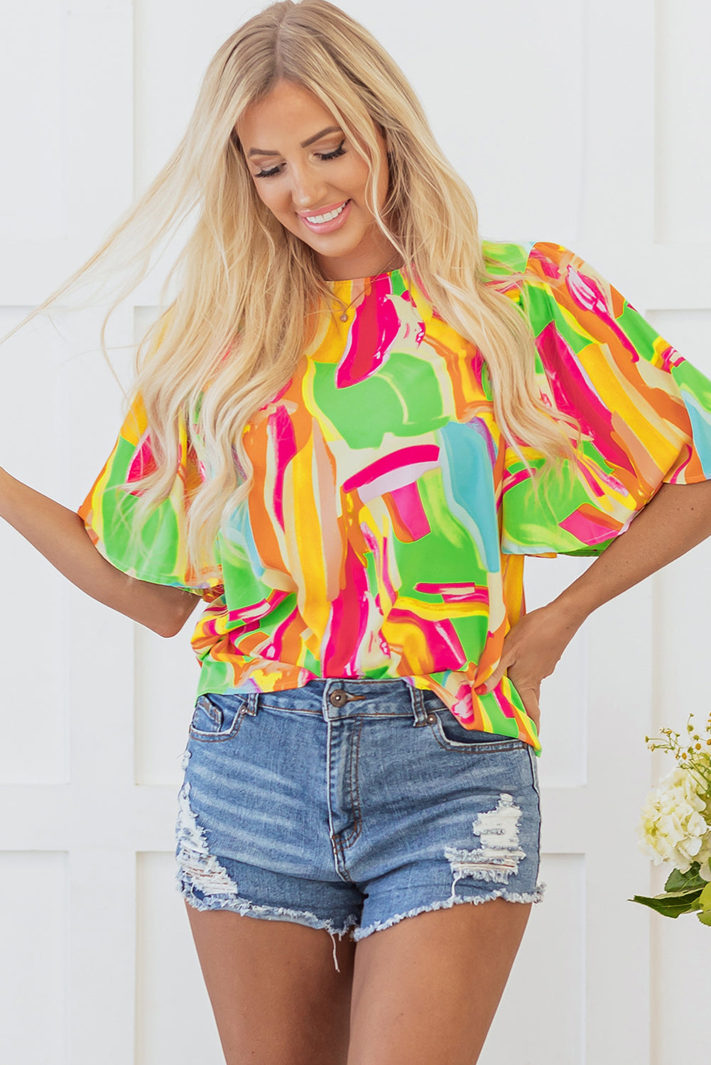 Abstract Print Keyhole Back Pleated Blouse