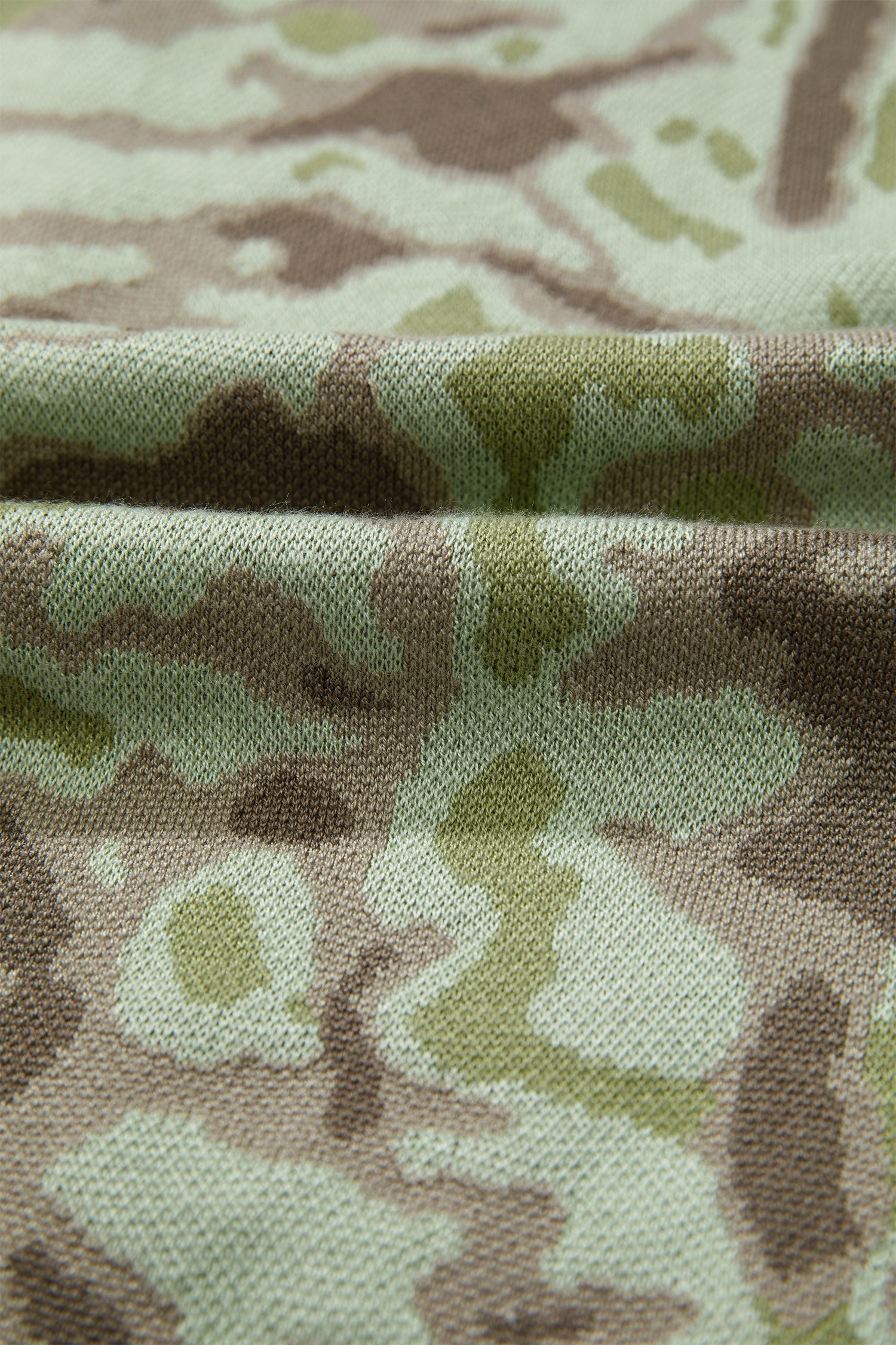 Camo Front Print Button Loose Knit Top Vest in Green