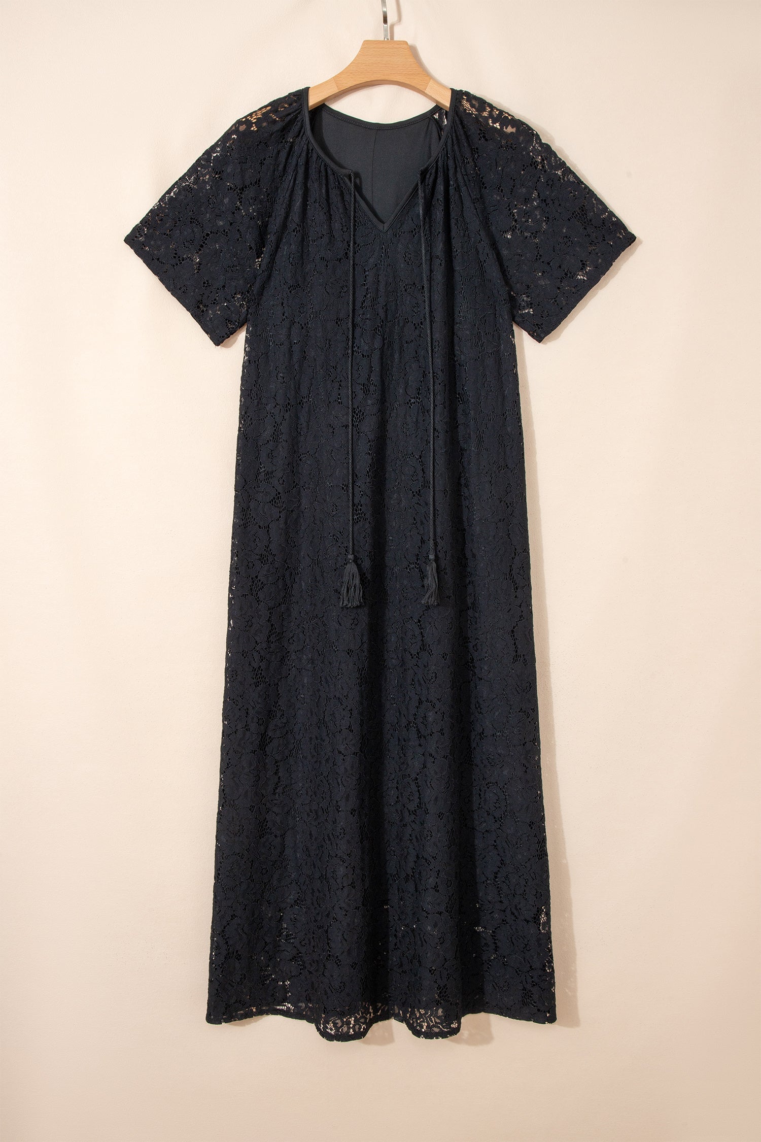 Lace Tie Overlay Tassel Short-Sleeved Beach Vacation Loose Maxi Dress in Black