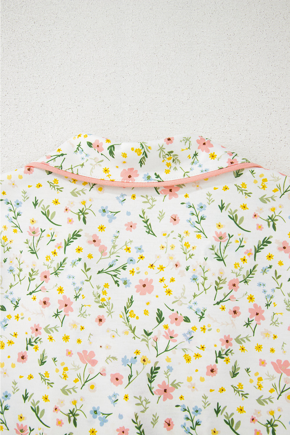 Contrast Pipping Floral-Print Pipping Short Pajamas Set Style