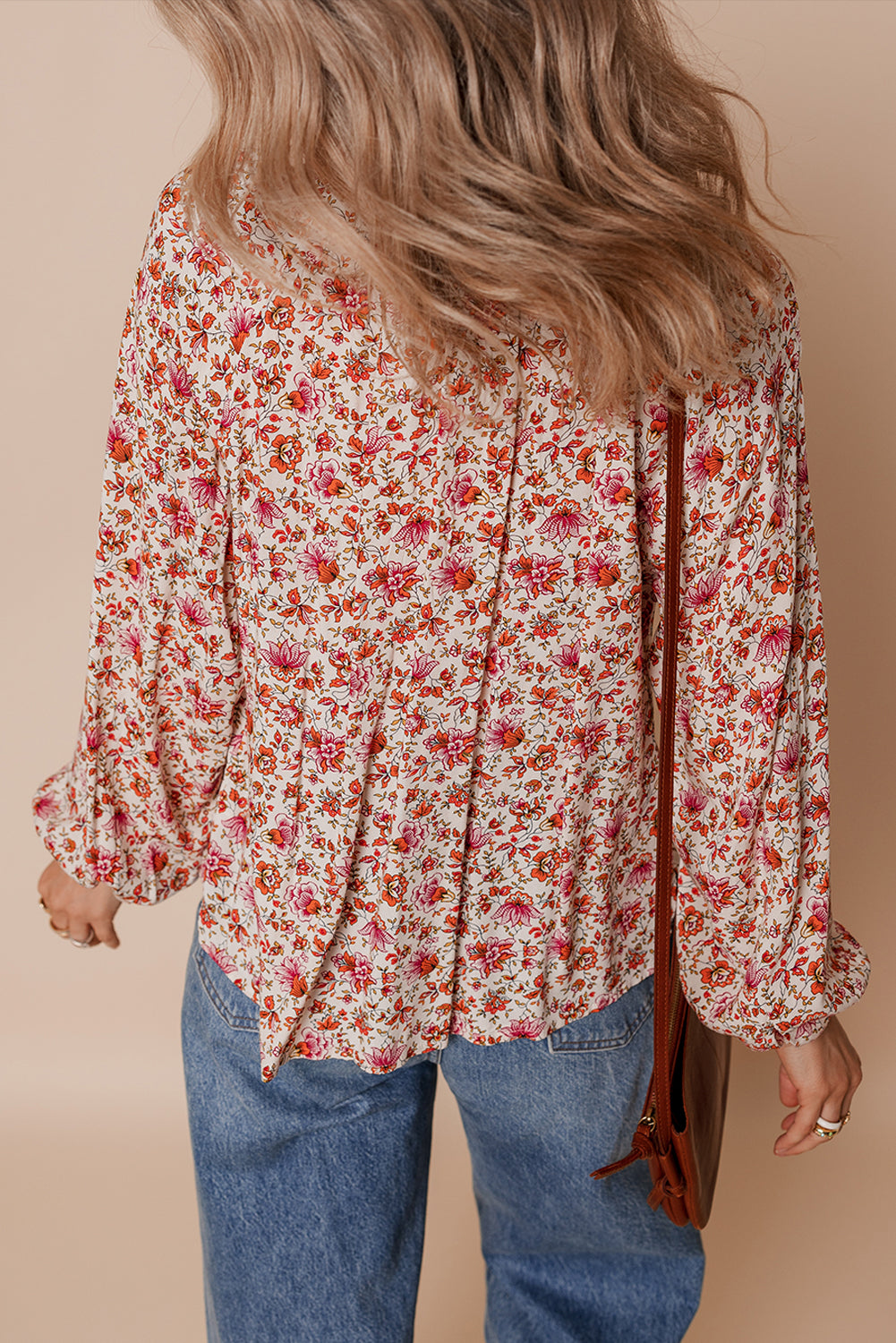 Floral-Print Notched Pleated Detail Neck Puff Sleeve Blouse