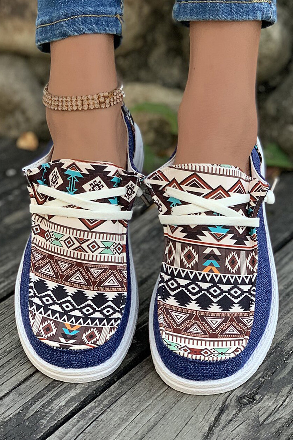 Retro Aztec Patchwork Lace-up Decor Flat Shoes
