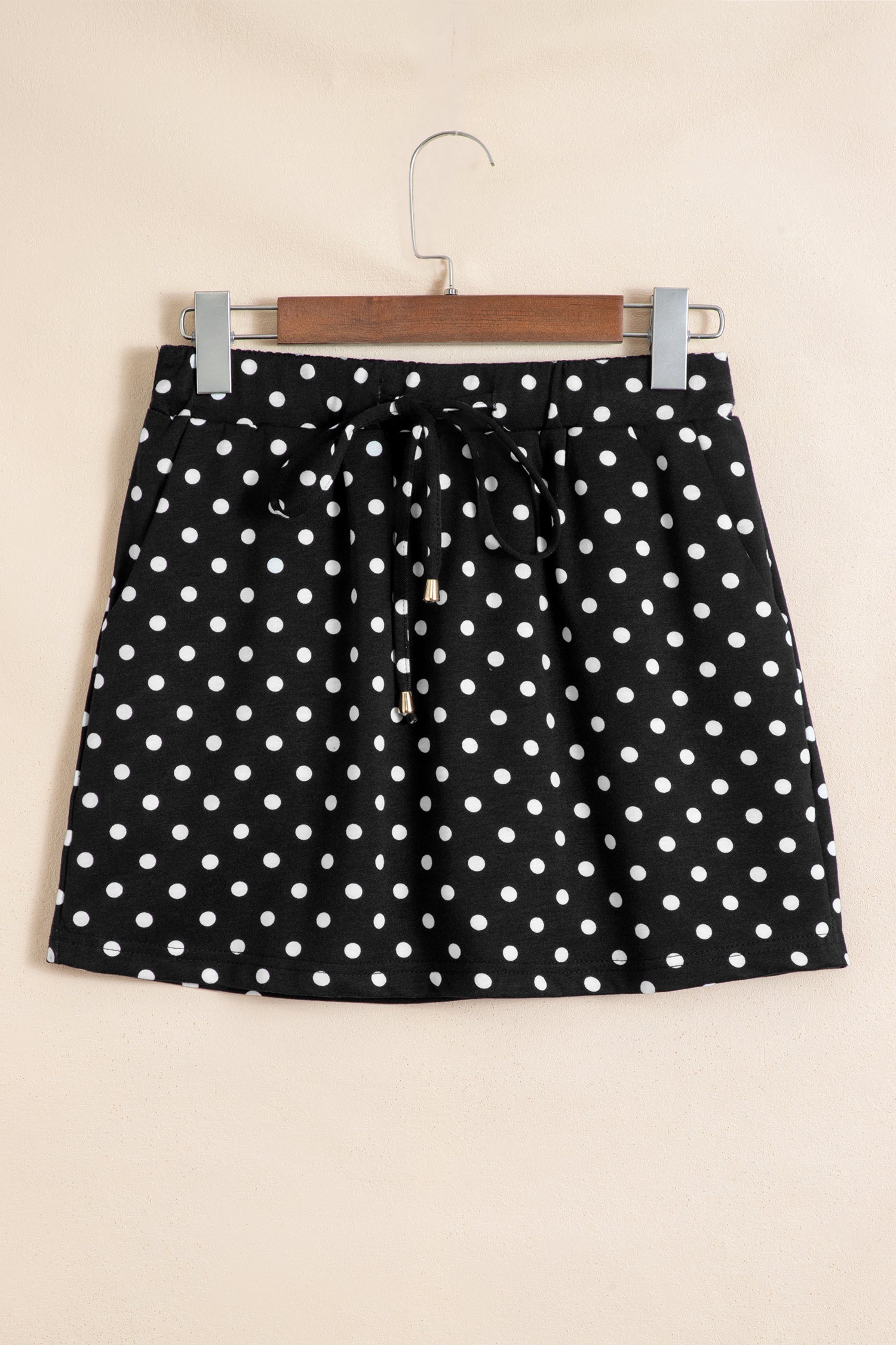 Polka-Dot Mini Drawcord Everyday Skort in Black