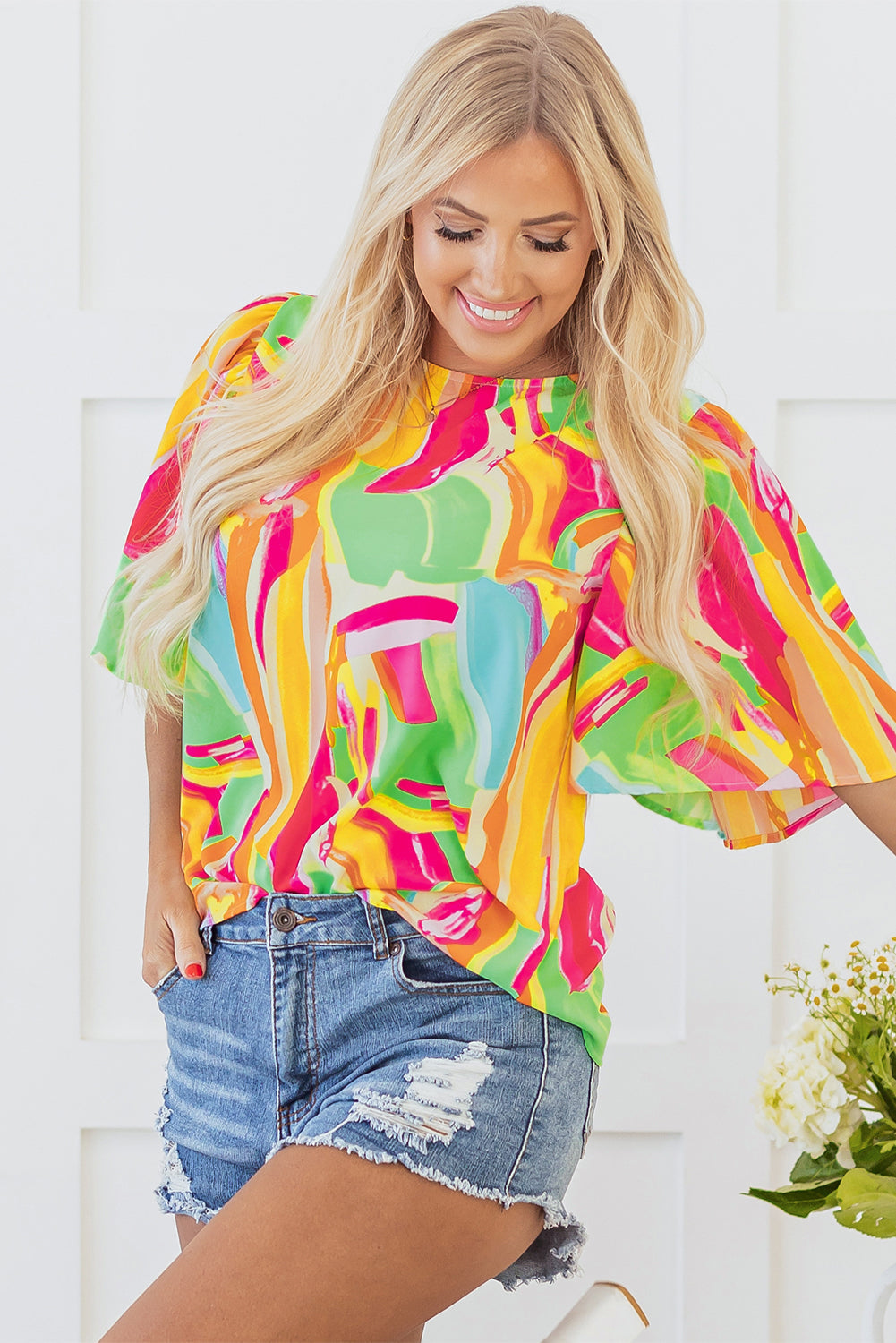 Abstract Print Keyhole Back Pleated Blouse