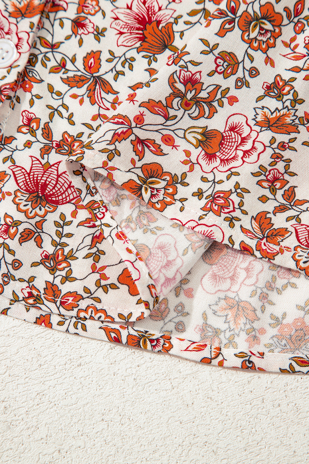 Floral-Print Notched Pleated Detail Neck Puff Sleeve Blouse