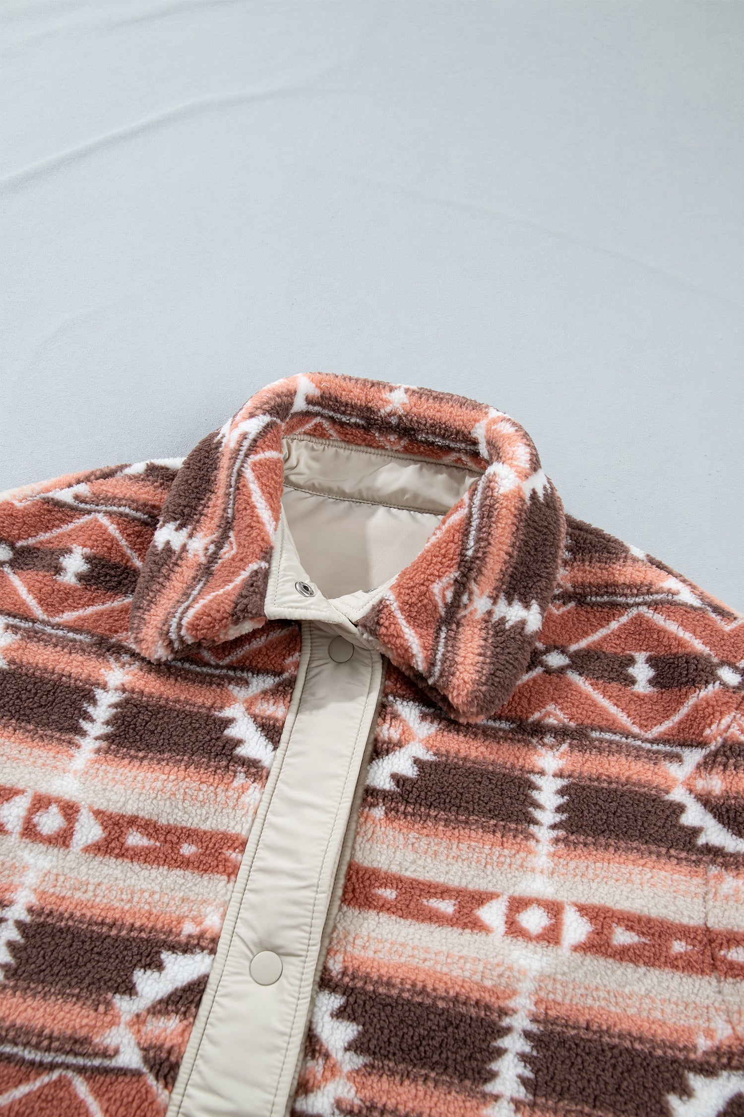 Fleece Geometric Print Metal Button Placket Shift Silhouette Vest in Multicolour