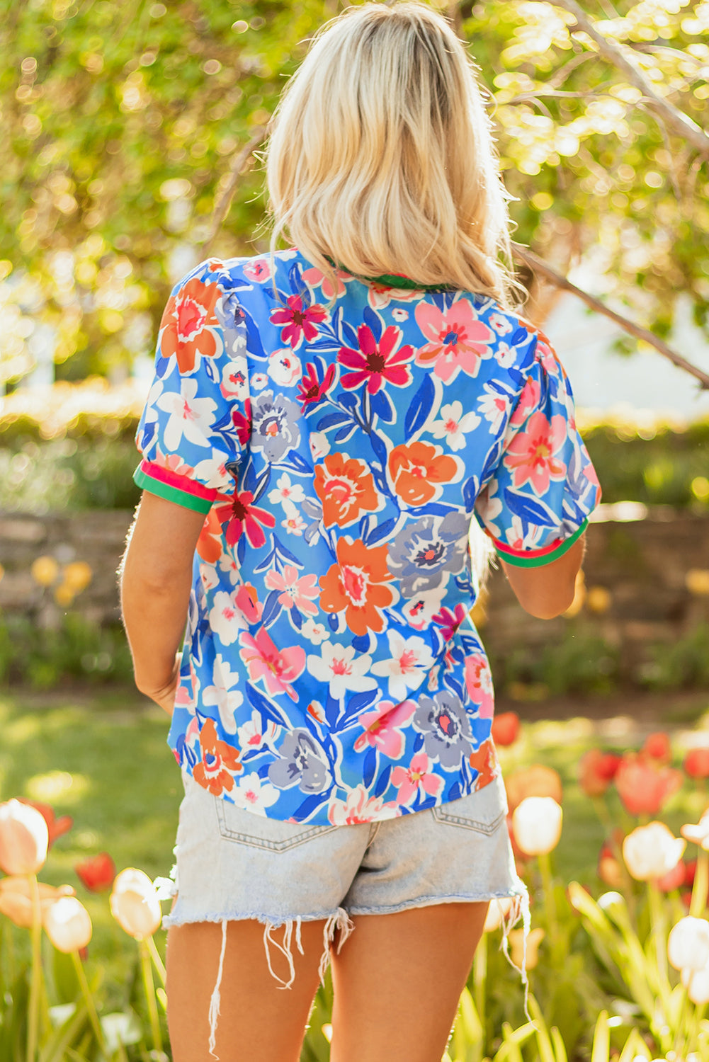 Edge Floral Colorblock Puff Sleeve Split Neck Blouse