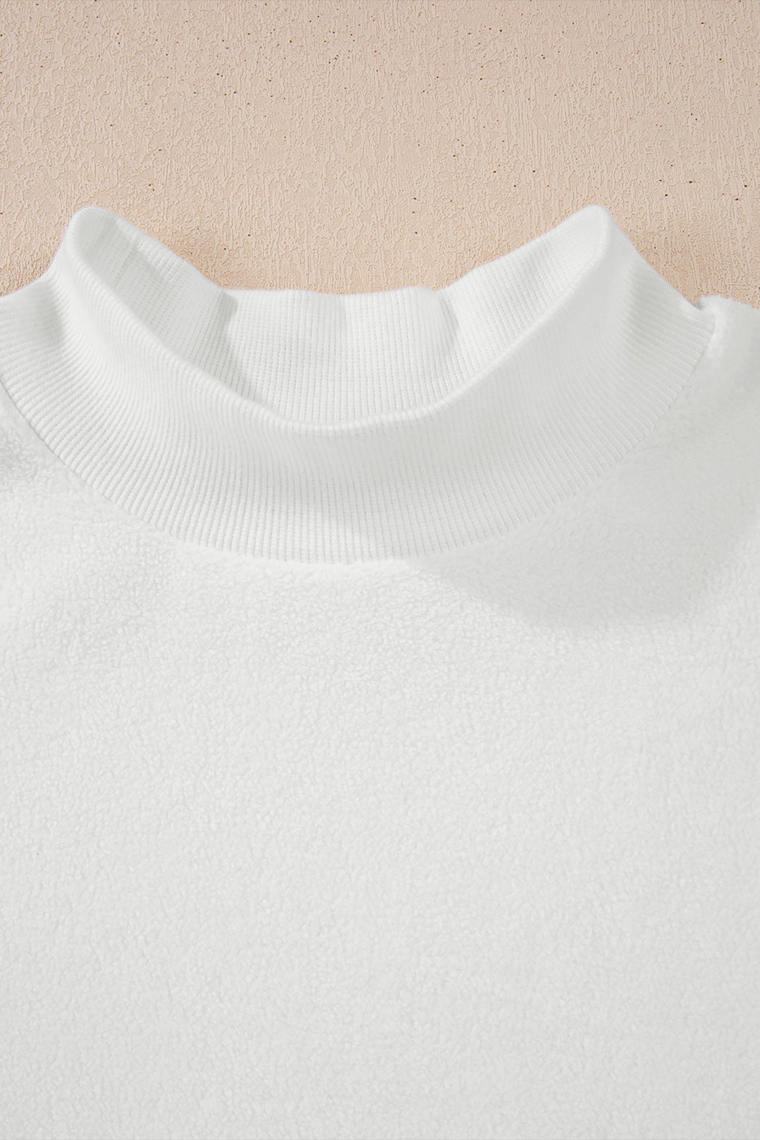 Oversize Sweatshirt Reversible Mock-Neck in White