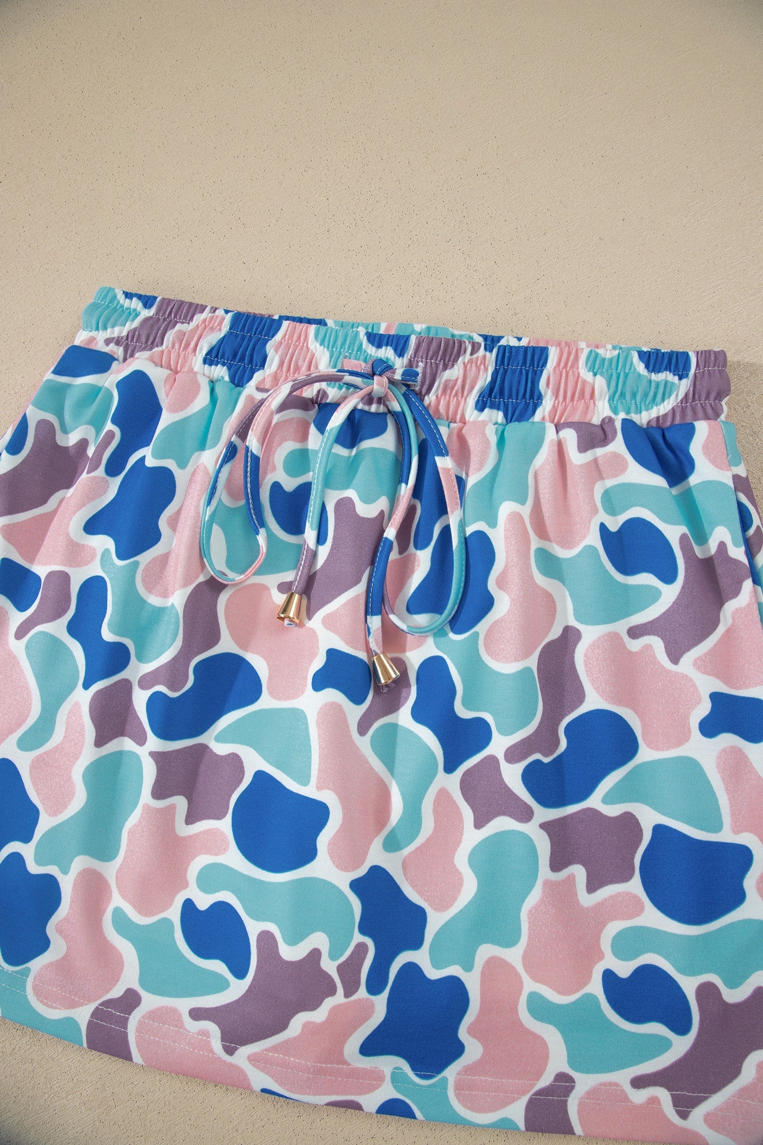 Camo Elastic Abstract Elastic Waist Drawcord Mini Skort in Sky Blue