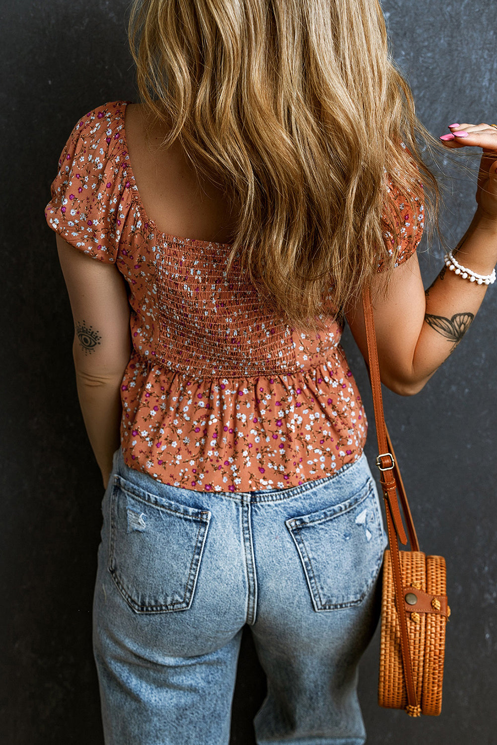 Blouse à basque smockée et froncée à cordon de serrage floral