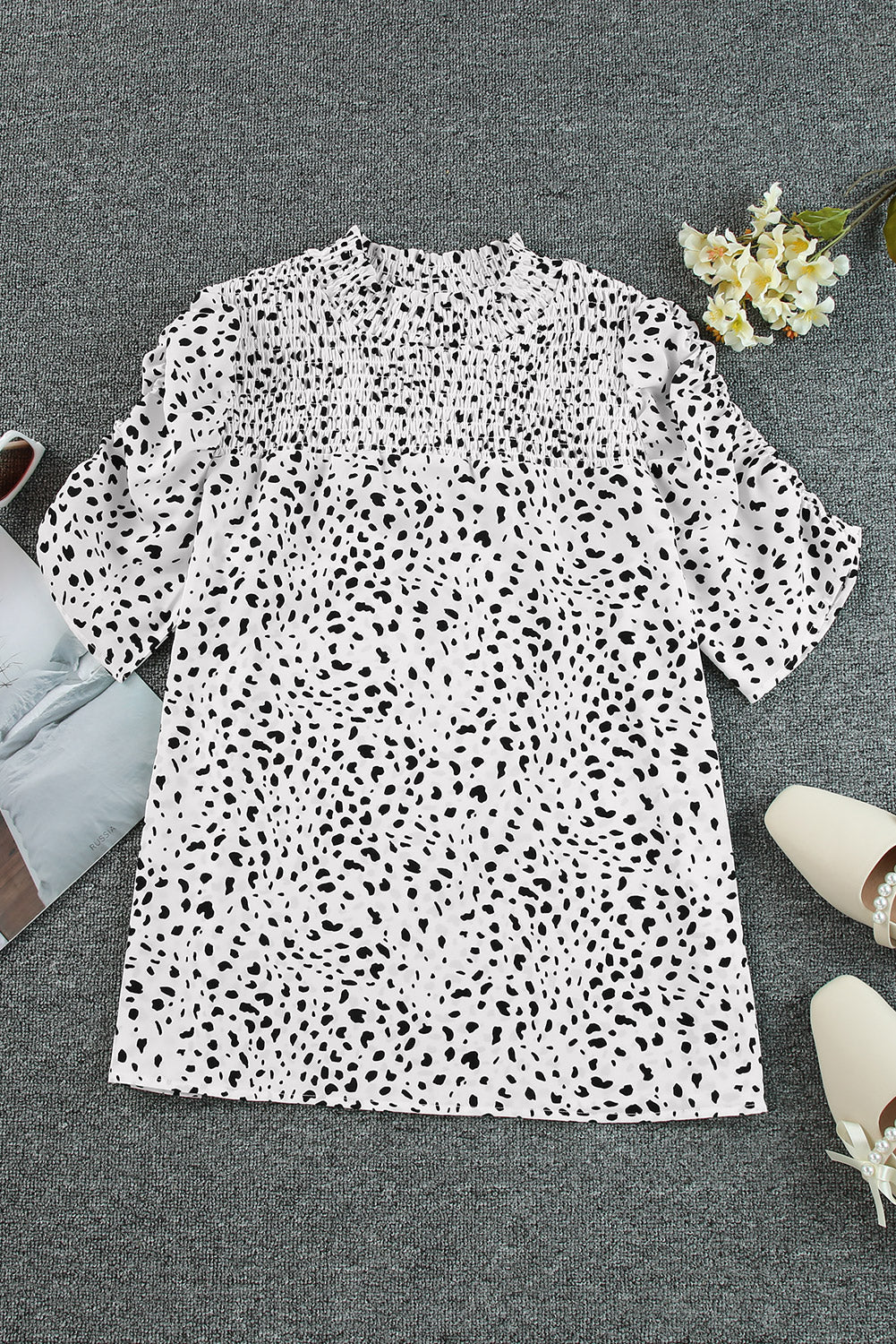 Women's Smocking Detail Bubble Sleeve Blouse