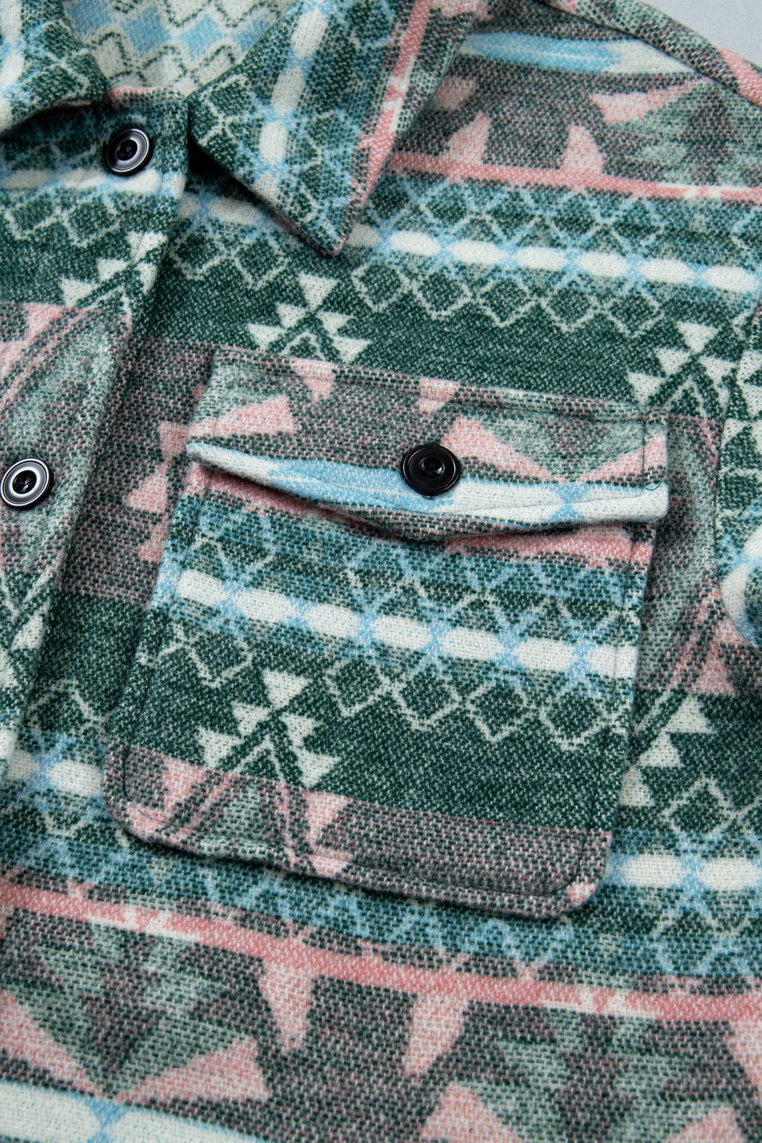 Geometric Print Button Front Long-Sleeved Shacket in Green
