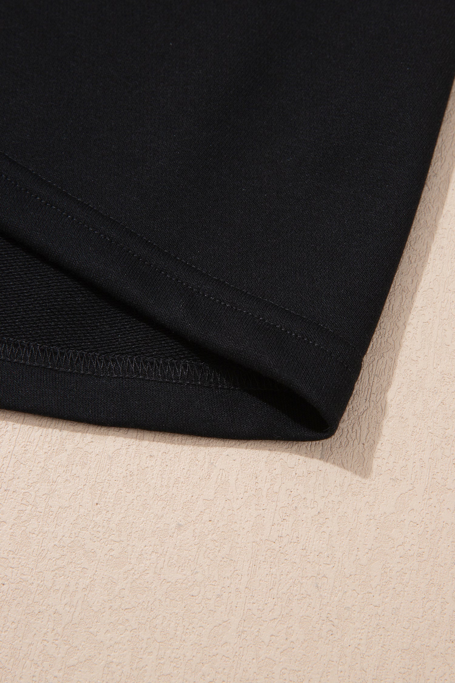 Solid V-Neck Tunic Shift Long-Sleeved Plus Size Blouse in Black