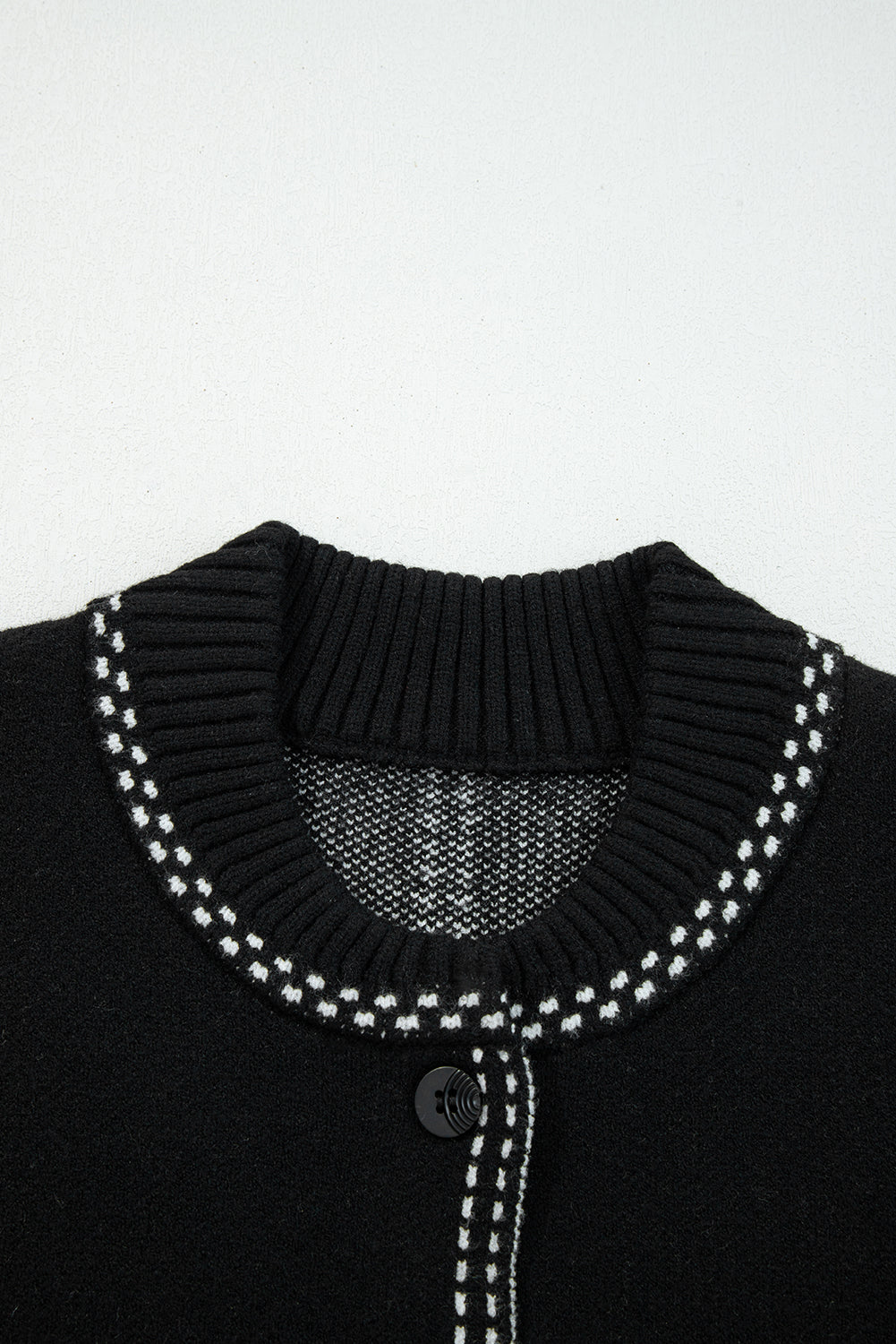 Button-Front Contrast Trim Cardigan Knit Top in Black