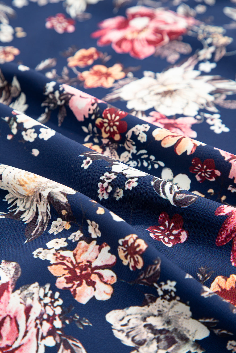 Short-Sleeved Scoop Floral Scoop Neck Everyday Blouse