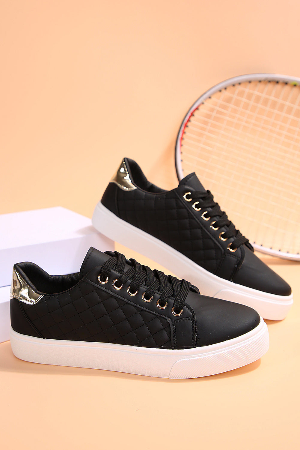 Color Contrast Quilted Lace-up Sneakers