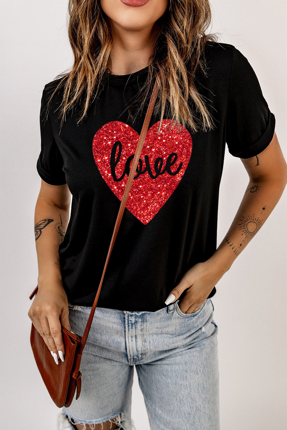 T-shirt imprimé à paillettes en forme de coeur Love