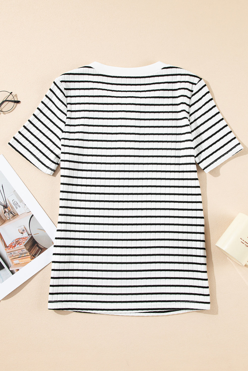 Textured Short Sleeve Buttoned Henley Top