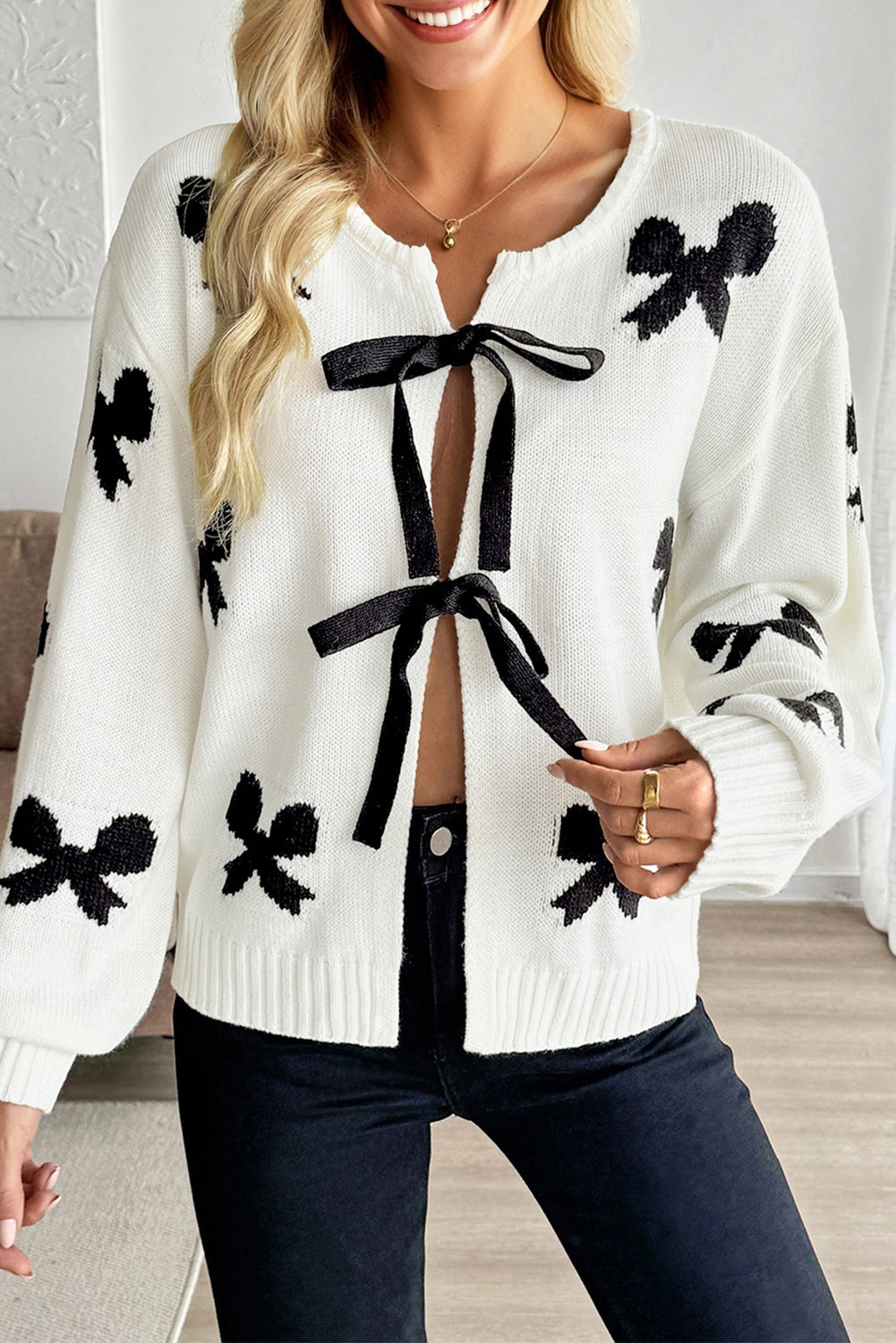 Bow Pattern Lace-up Pattern Cardigan Knit Top in White