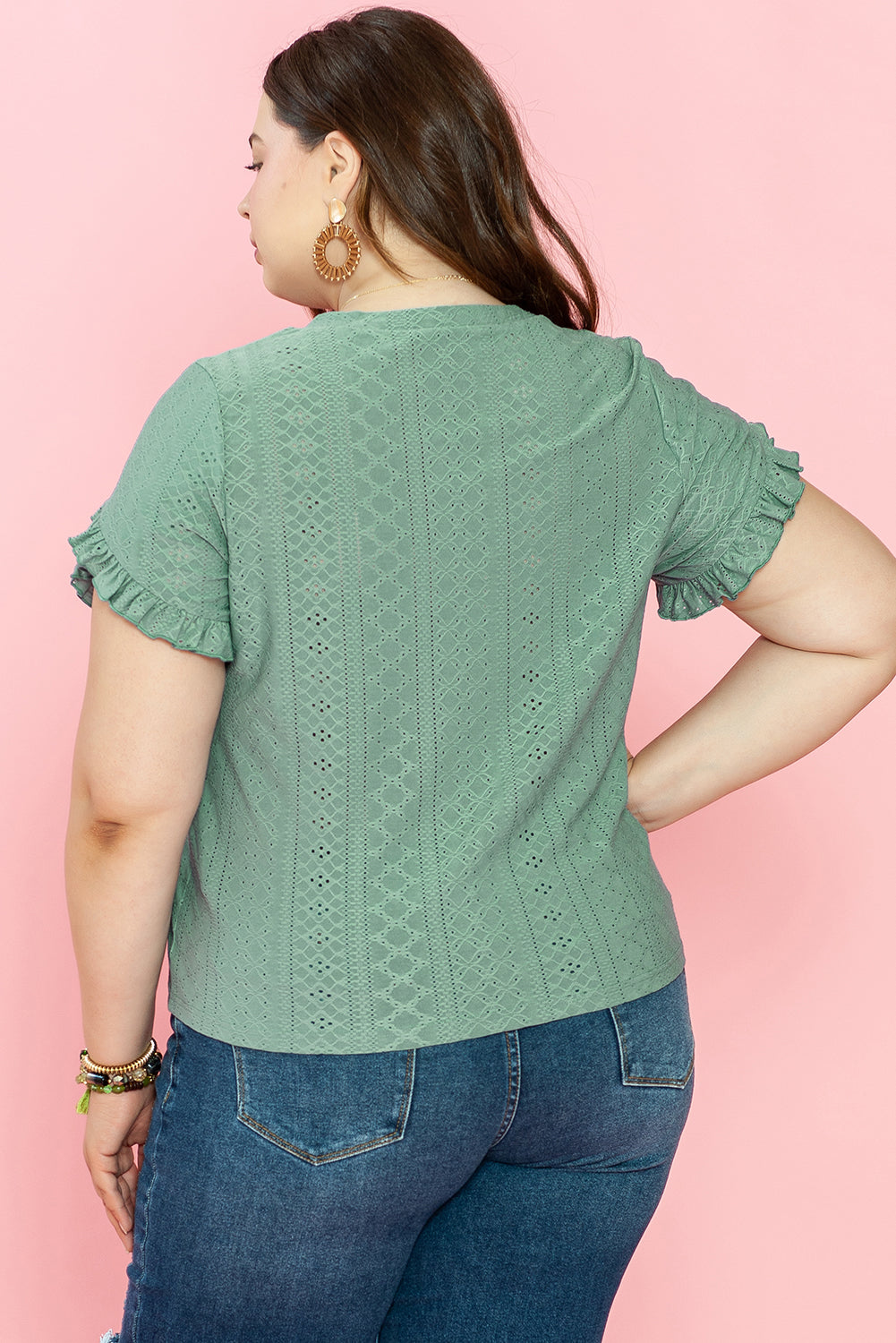 Blouse courbée en jacquard à manches pétales et col en V