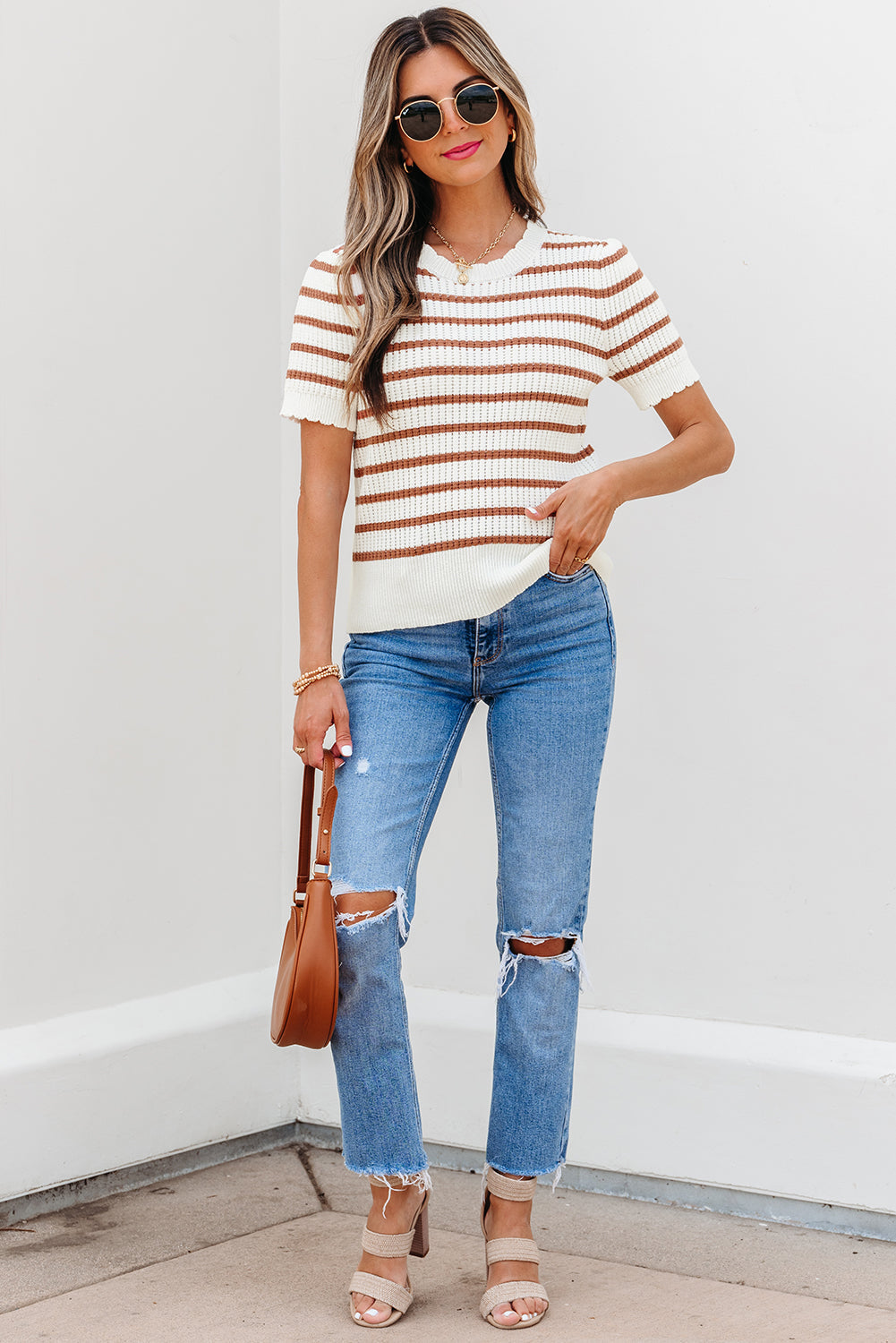 Scalloped Round-Neck Short-Sleeved Knit Top