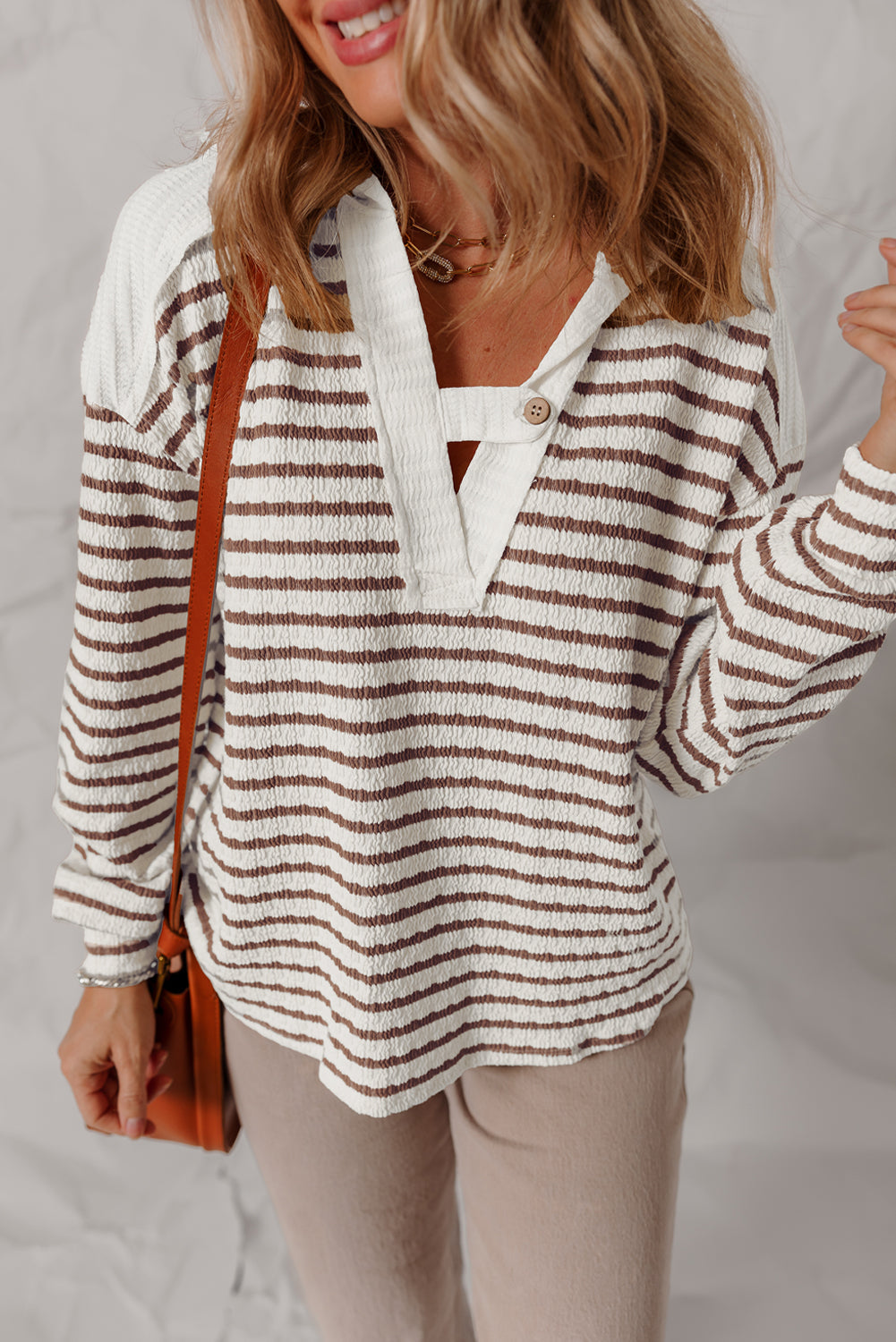 Textured Hooded V-Neck Everyday Long-Sleeved Top