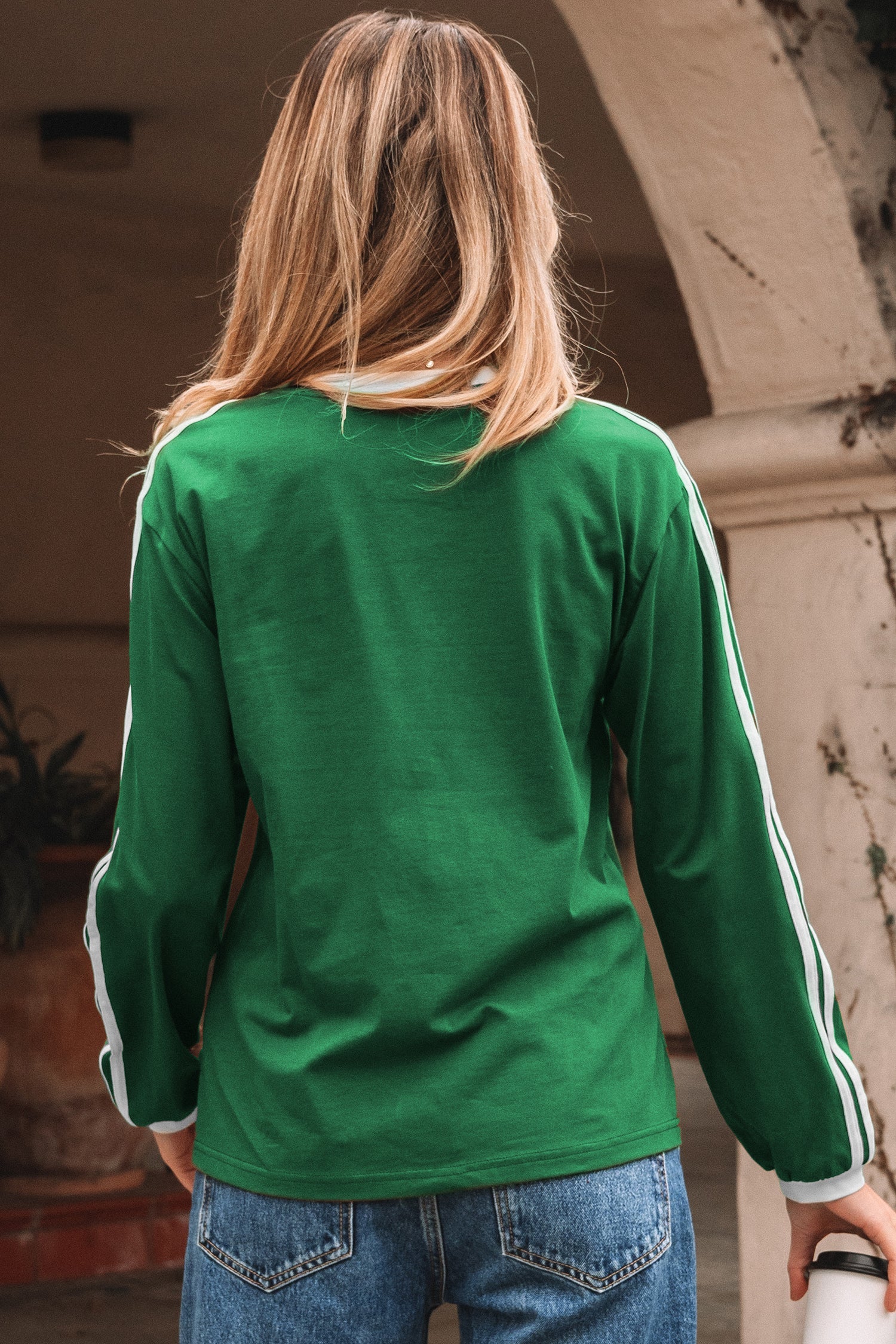 Contrast Crew-Neck Long-Sleeved T Shirt