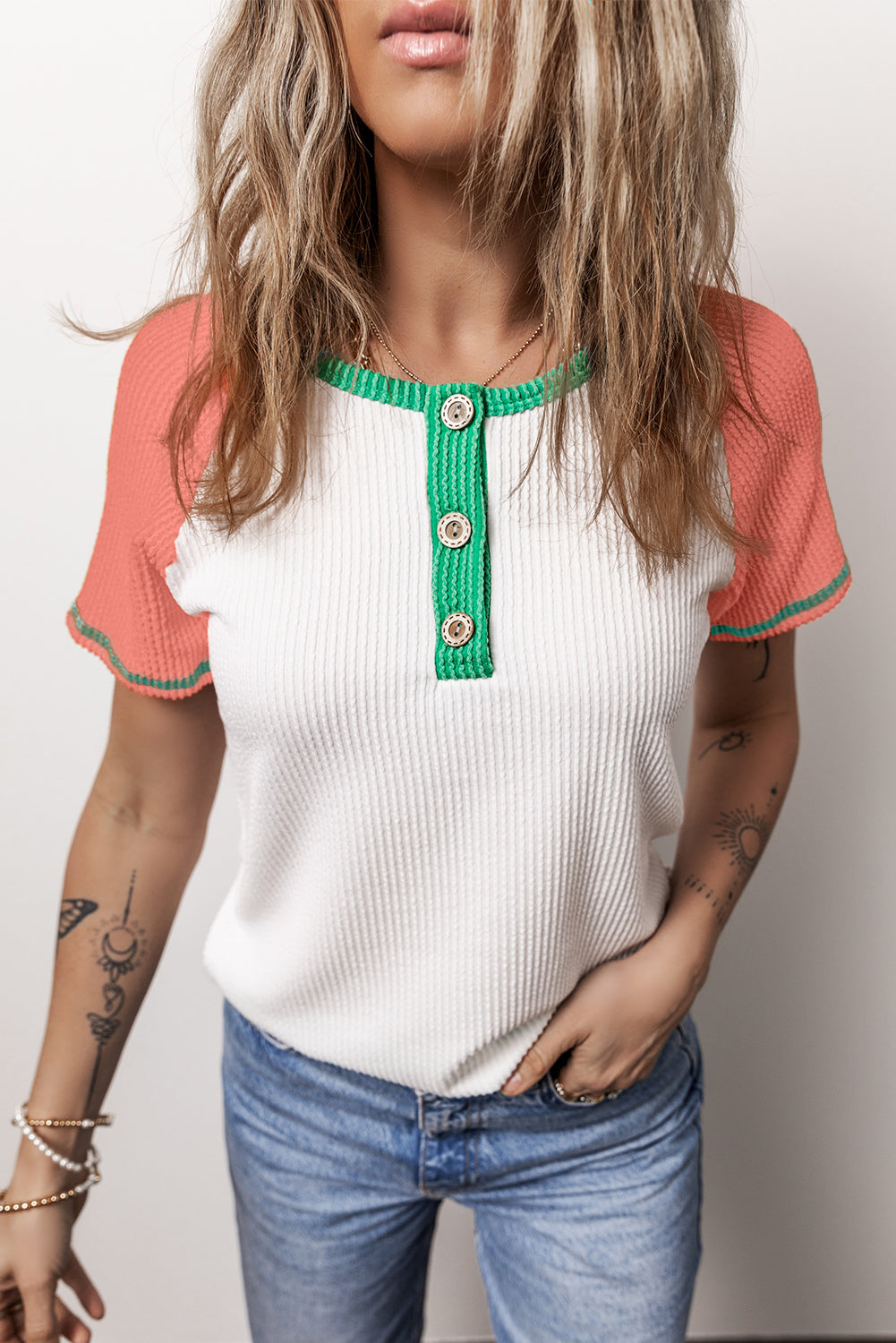 T-shirt Henley texturé à manches raglan et color block blanc