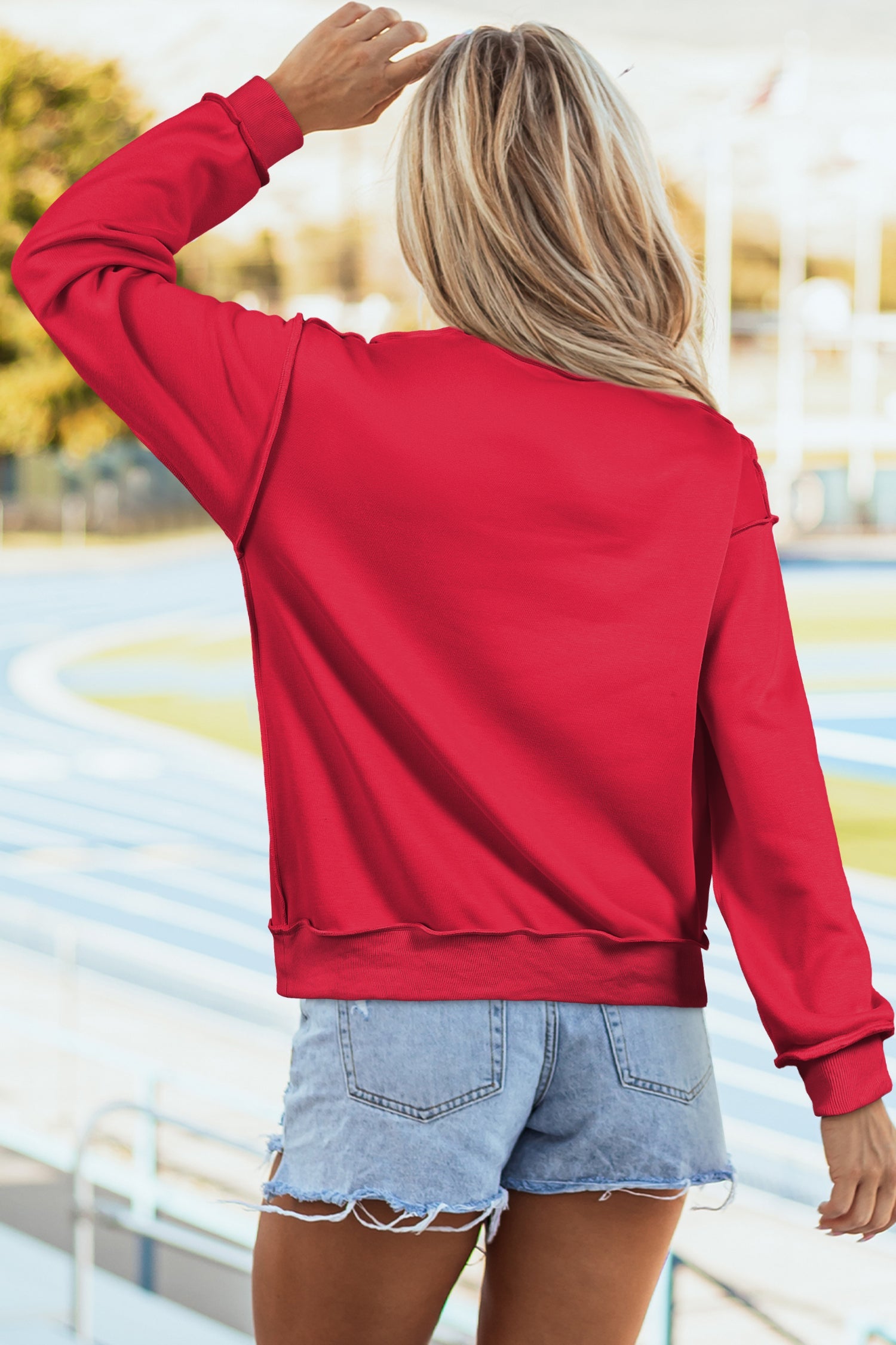 Oversize Sweatshirt Reversible Mock-Neck in Red