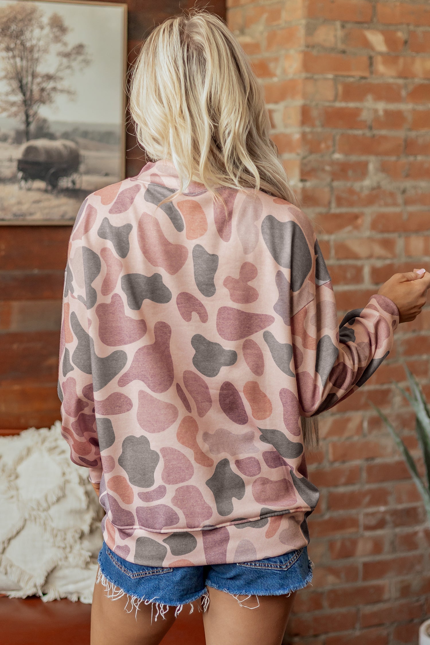 Style Camouflage Western Pullover Sweatshirt in Multicolour