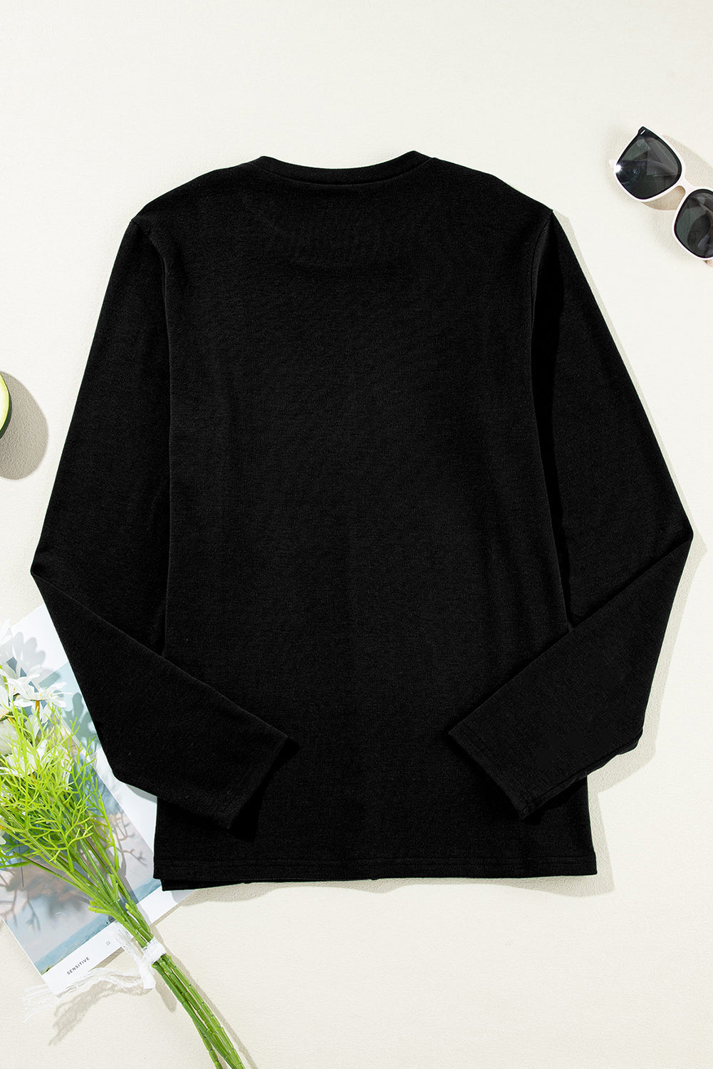Exposed Seam Crew-Neck Long-Sleeved Top in Black